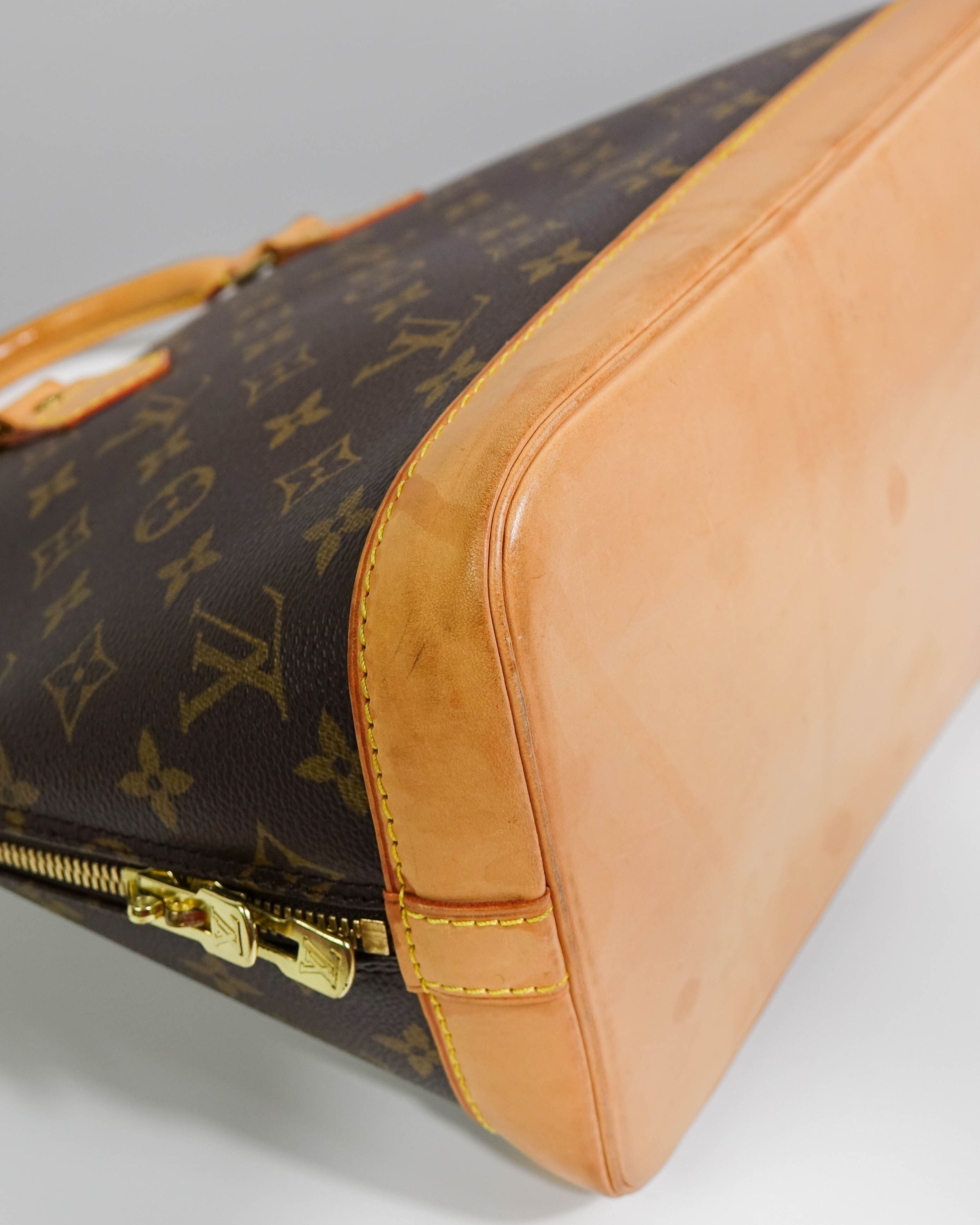 Sac à mains Alma Louis Vuitton en toile Monogram Lola Collective