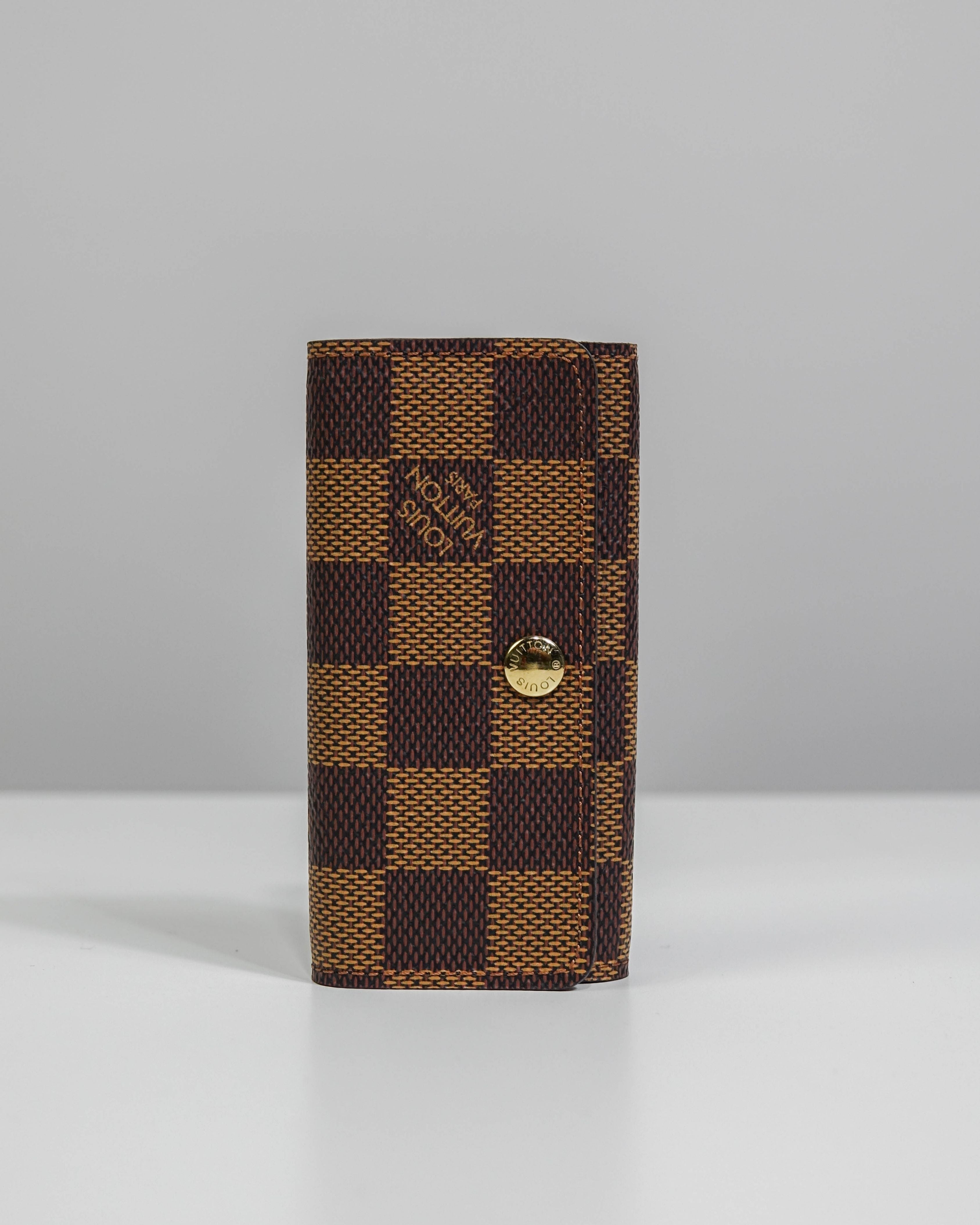 Porte-clés 4 clés Louis Vuitton en toile damier Ébène Lola Collective