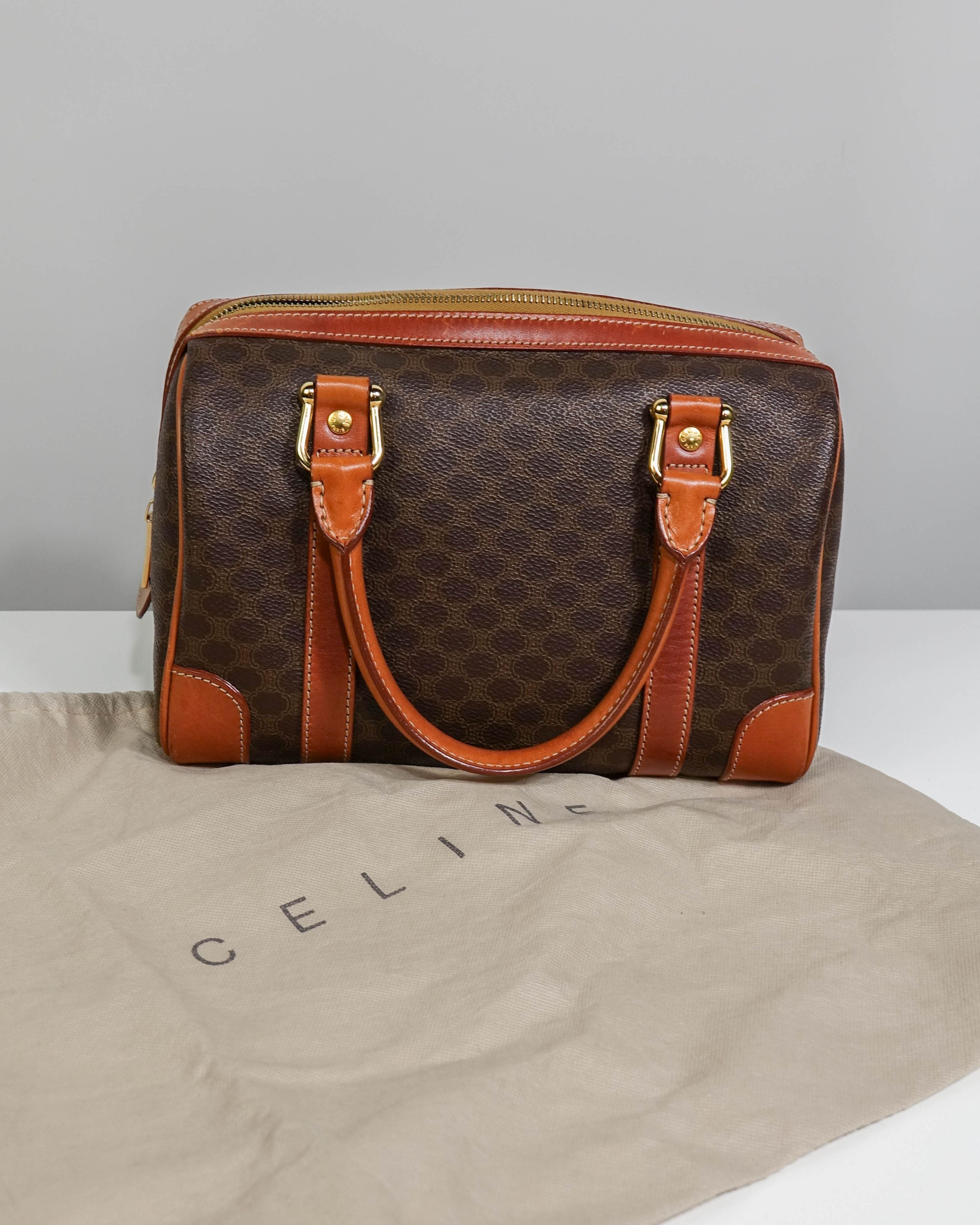 Sac Boston Céline en toile macadam Lola Collective