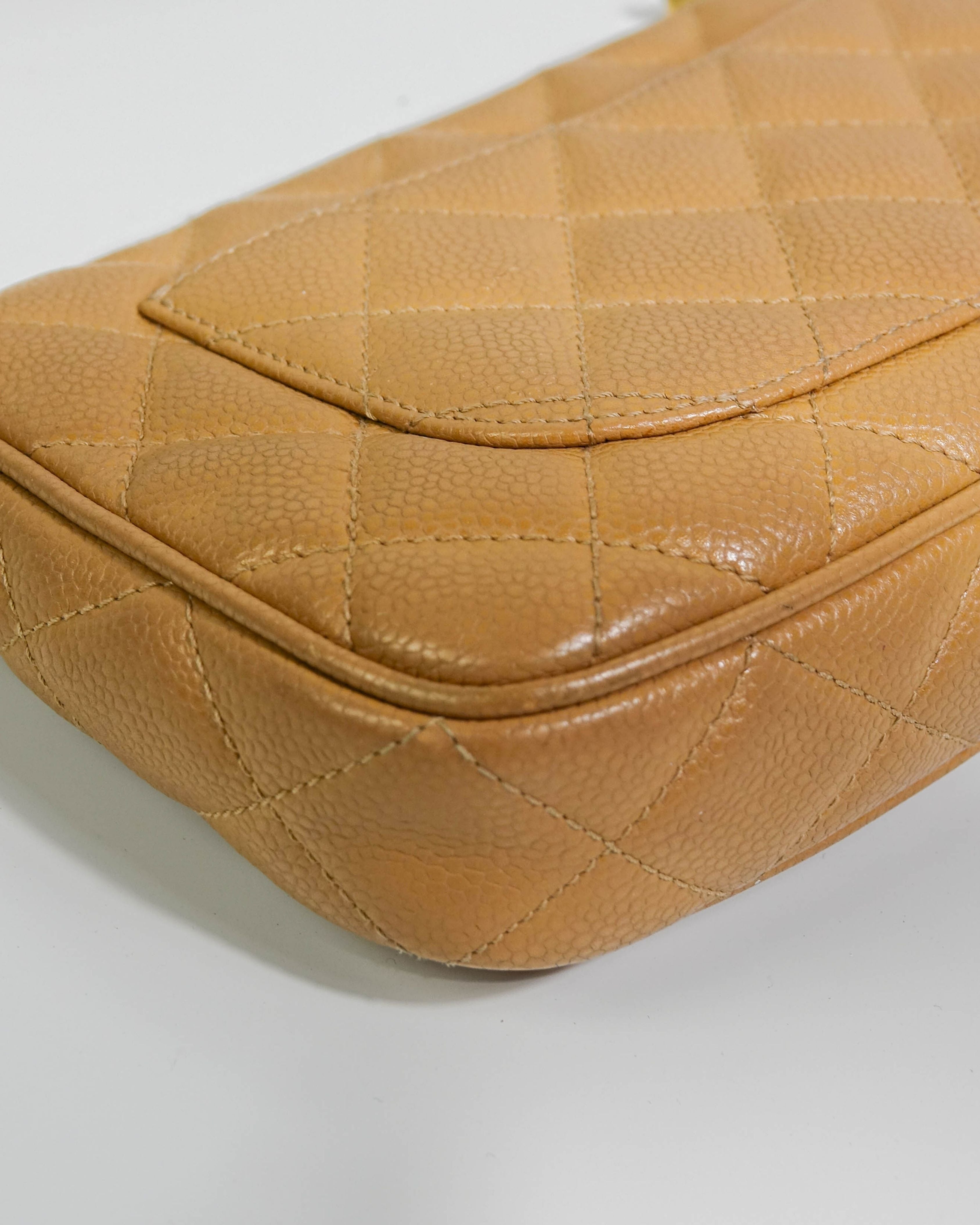 Chanel Sac Épaule Cuir Caviar – Beige Lola Collective