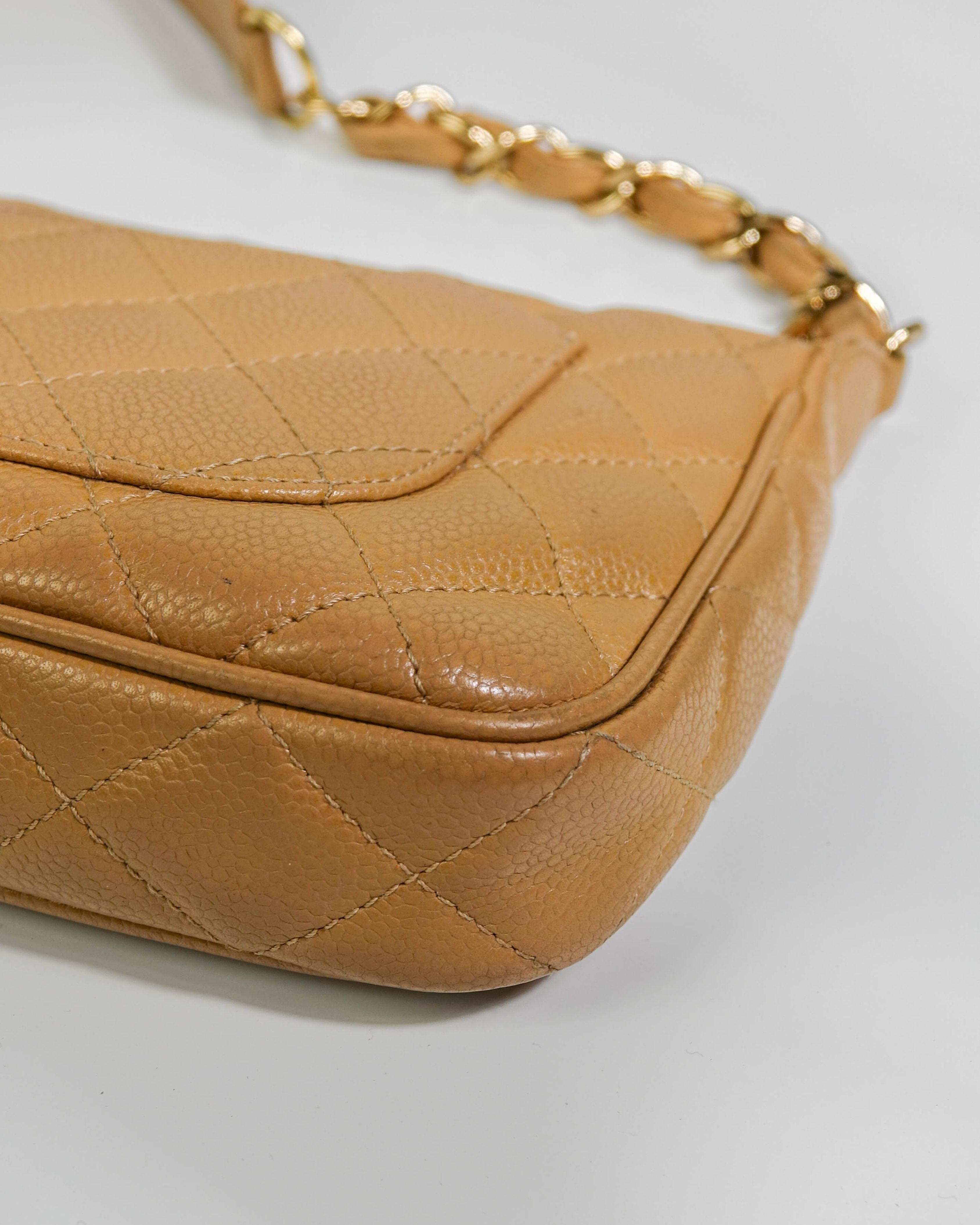 Chanel Sac Épaule Cuir Caviar – Beige Lola Collective