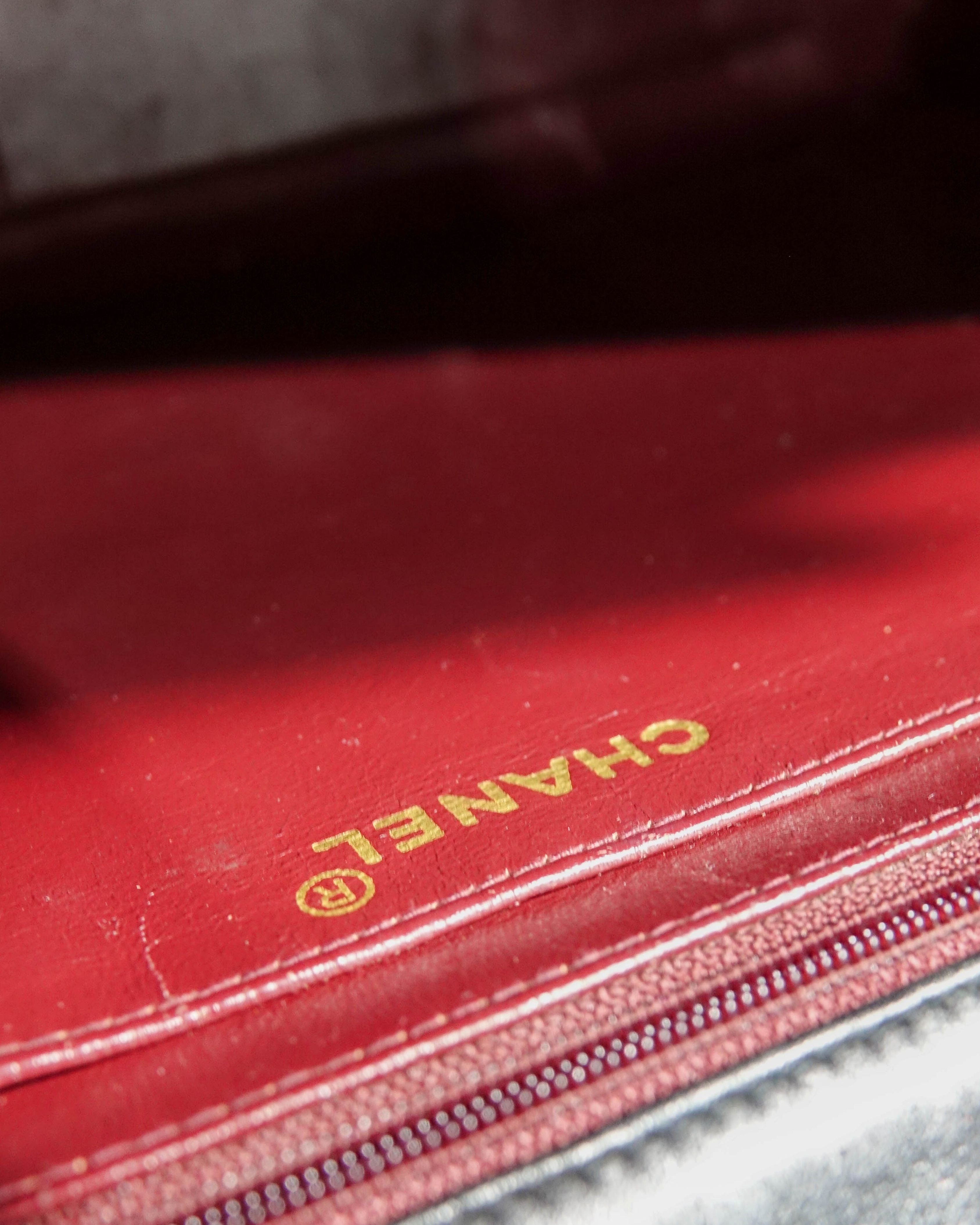 Sac Classic Timeless Chanel en cuir d'agneau - Noir Lola Collective