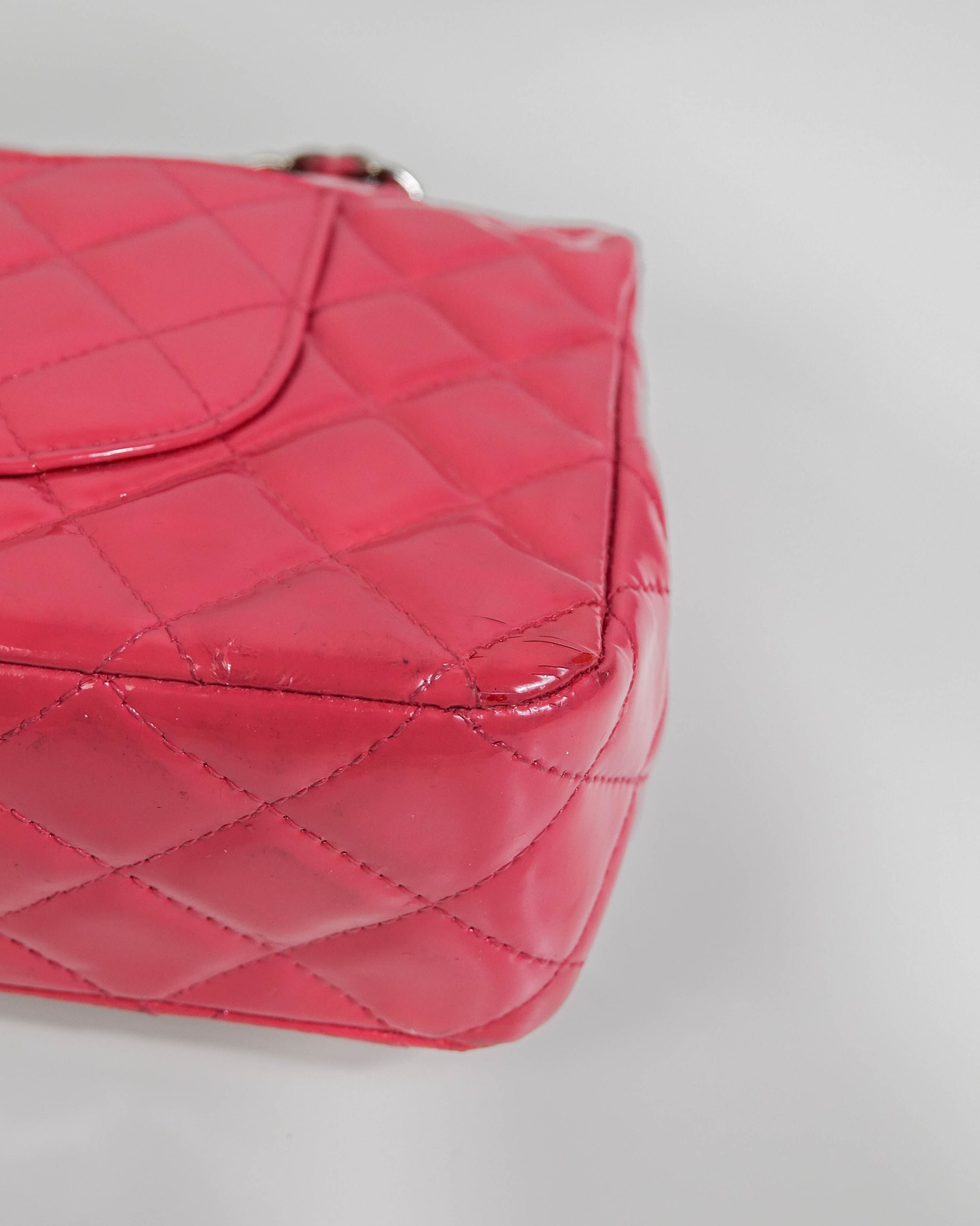 Sac 11.12 Chanel cuir vernis - rose Lola Collective