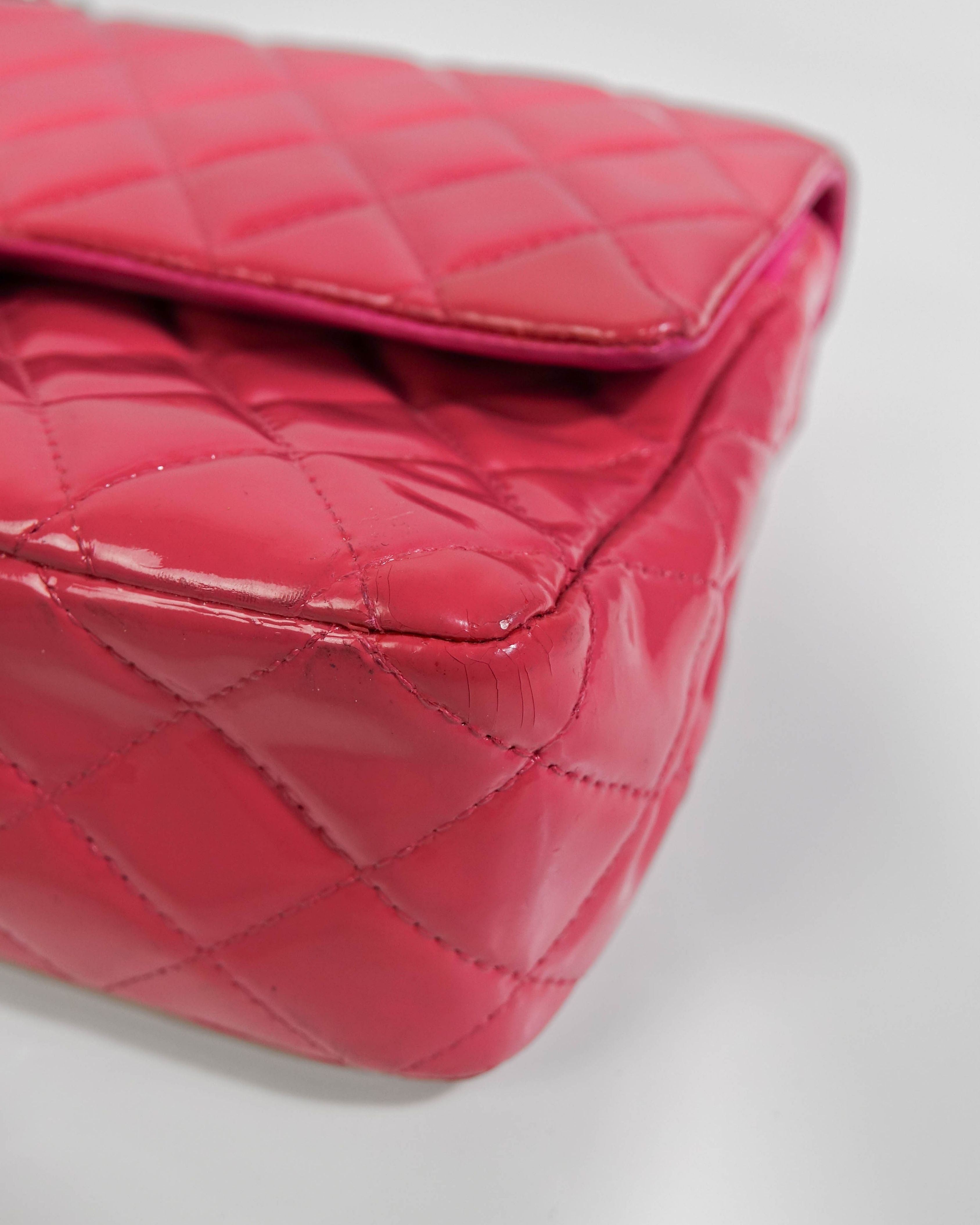 Sac 11.12 Chanel cuir vernis - rose Lola Collective