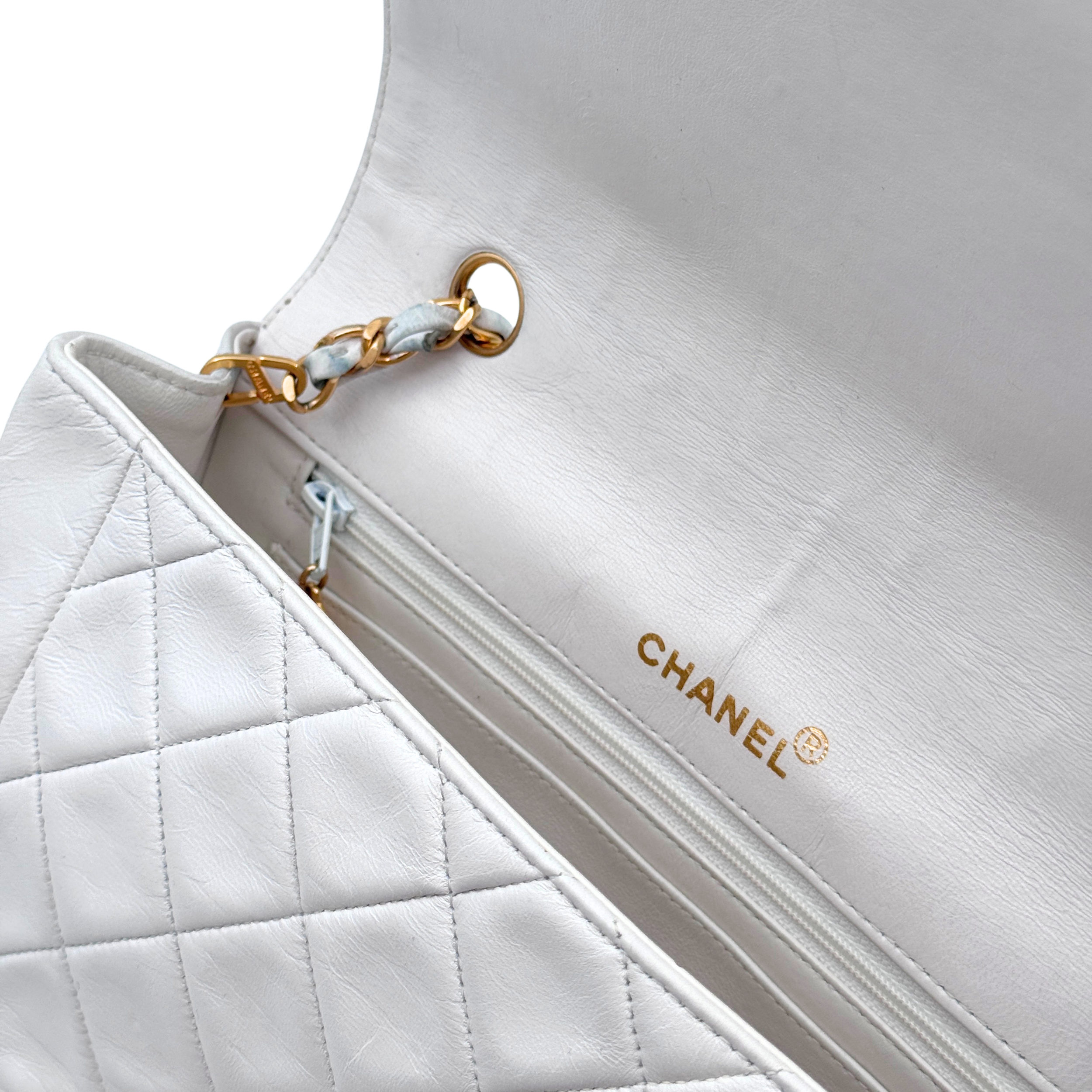 CLASSIC DIANA MEDIUM - CHANEL Lola Collective