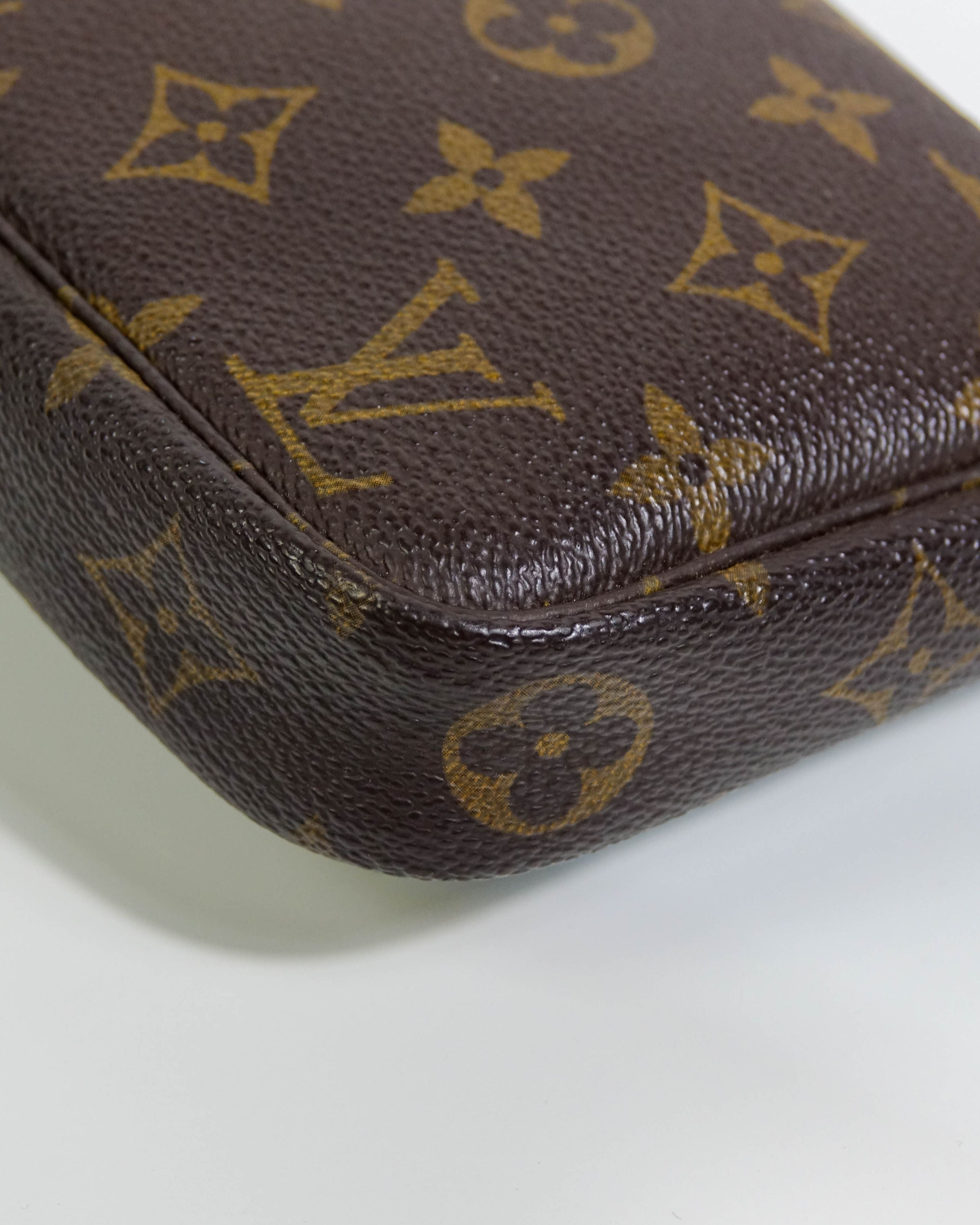 Sac pochette Accessoire Louis Vuitton toile Monogram Lola Collective
