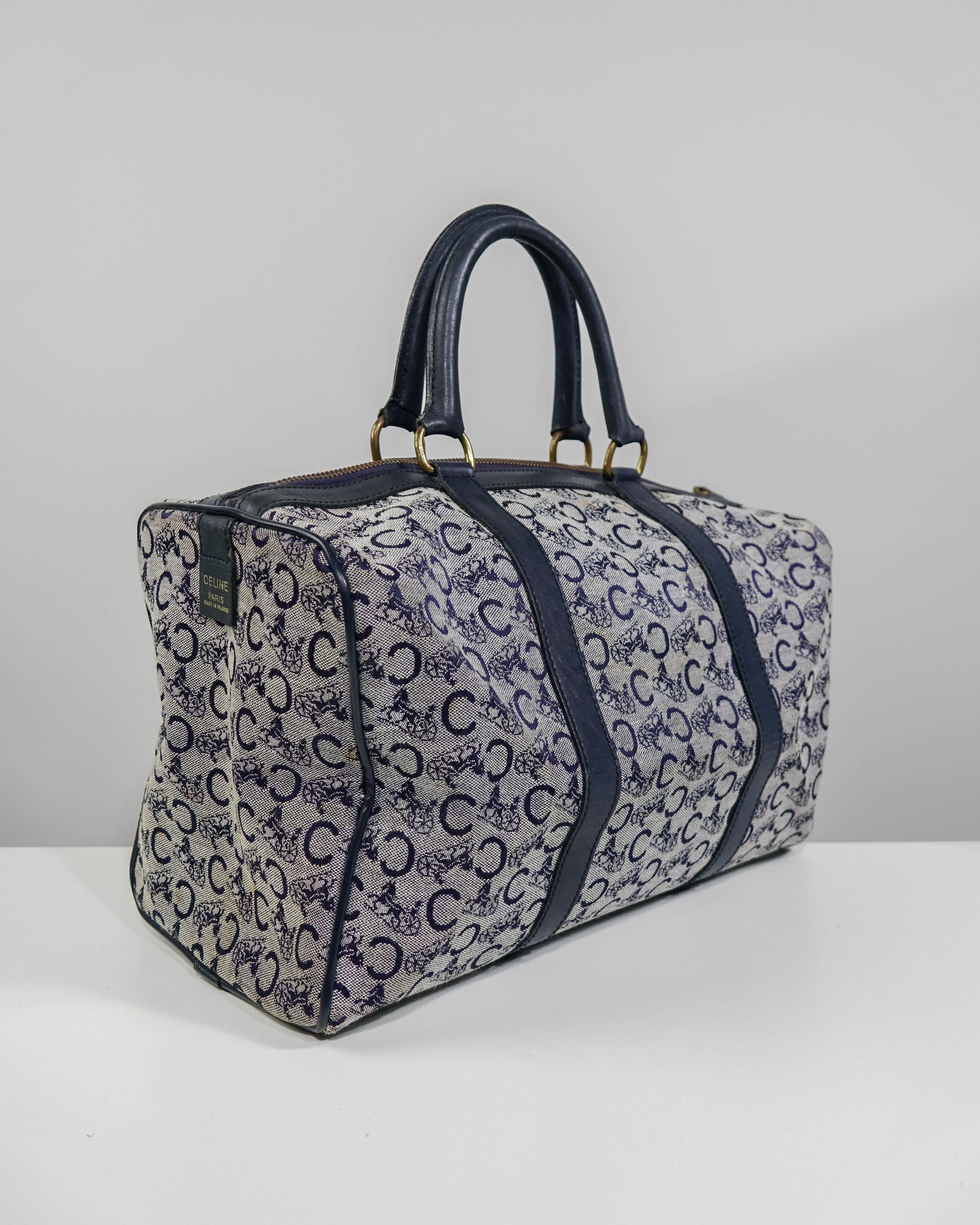 Sac Boston Céline en toile bleu C macadam Lola Collective