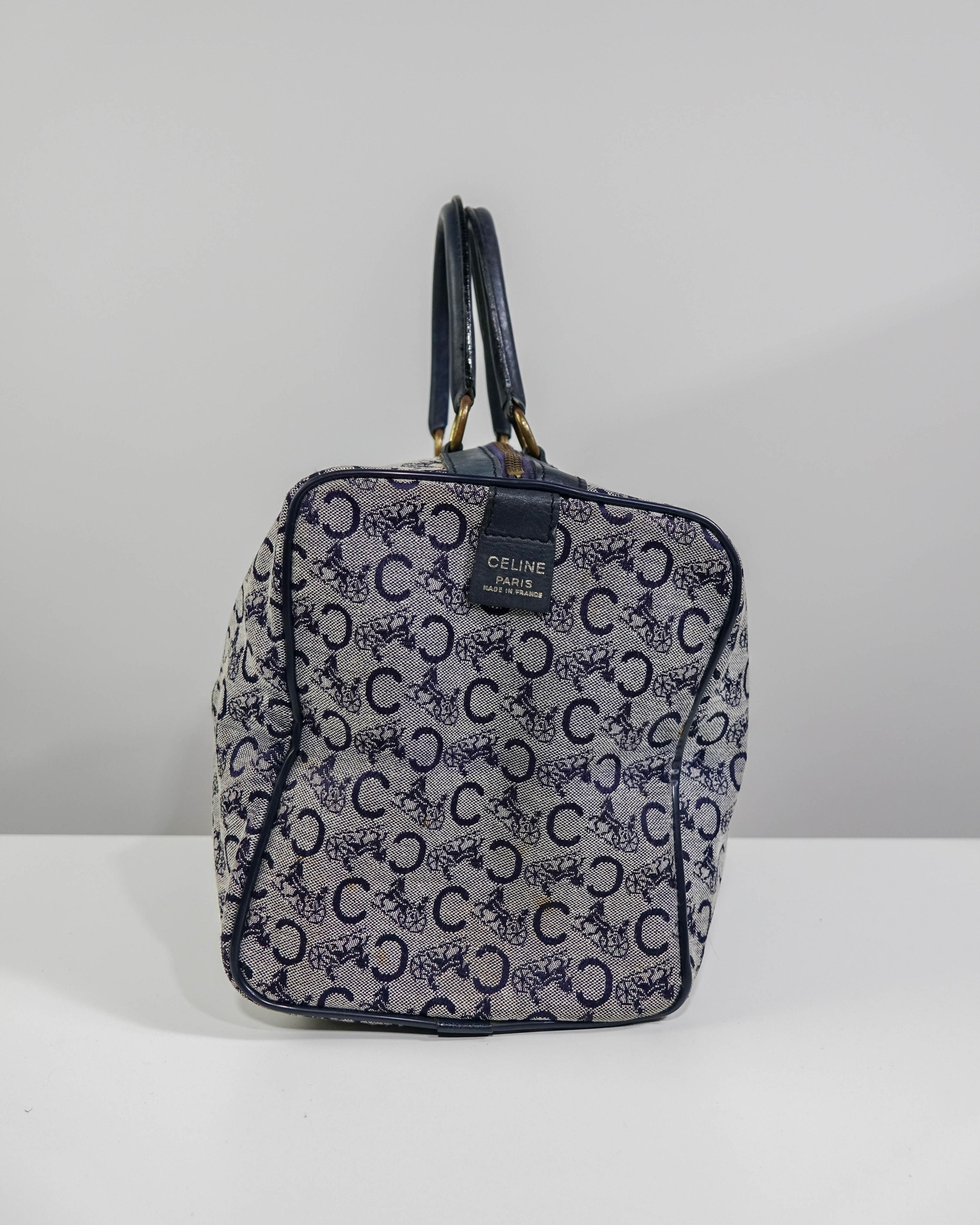 Sac Boston Céline en toile bleu C macadam Lola Collective