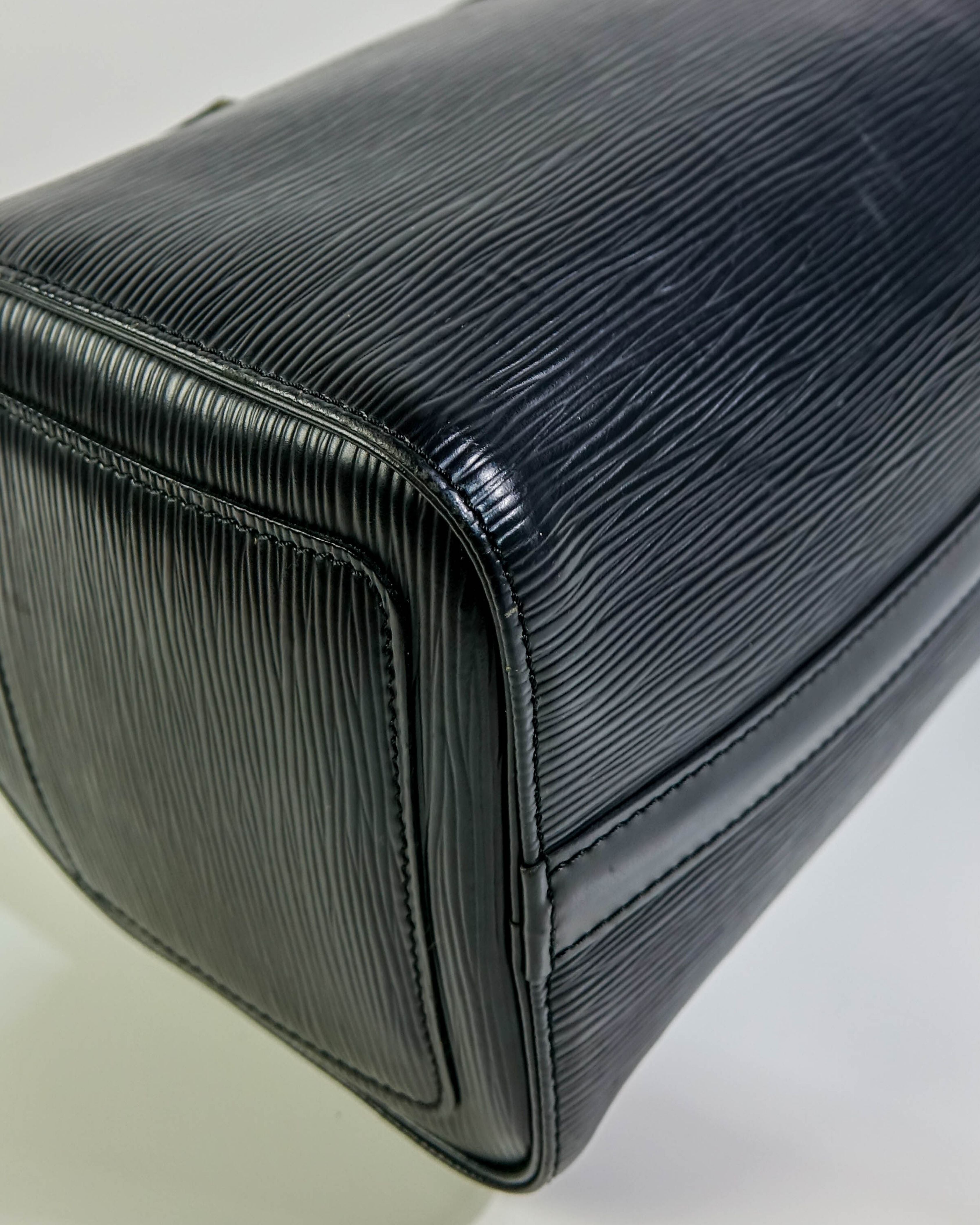 Sac Speedy 25 LOUIS Louis Vuitton Épi - Noir Lola Collective