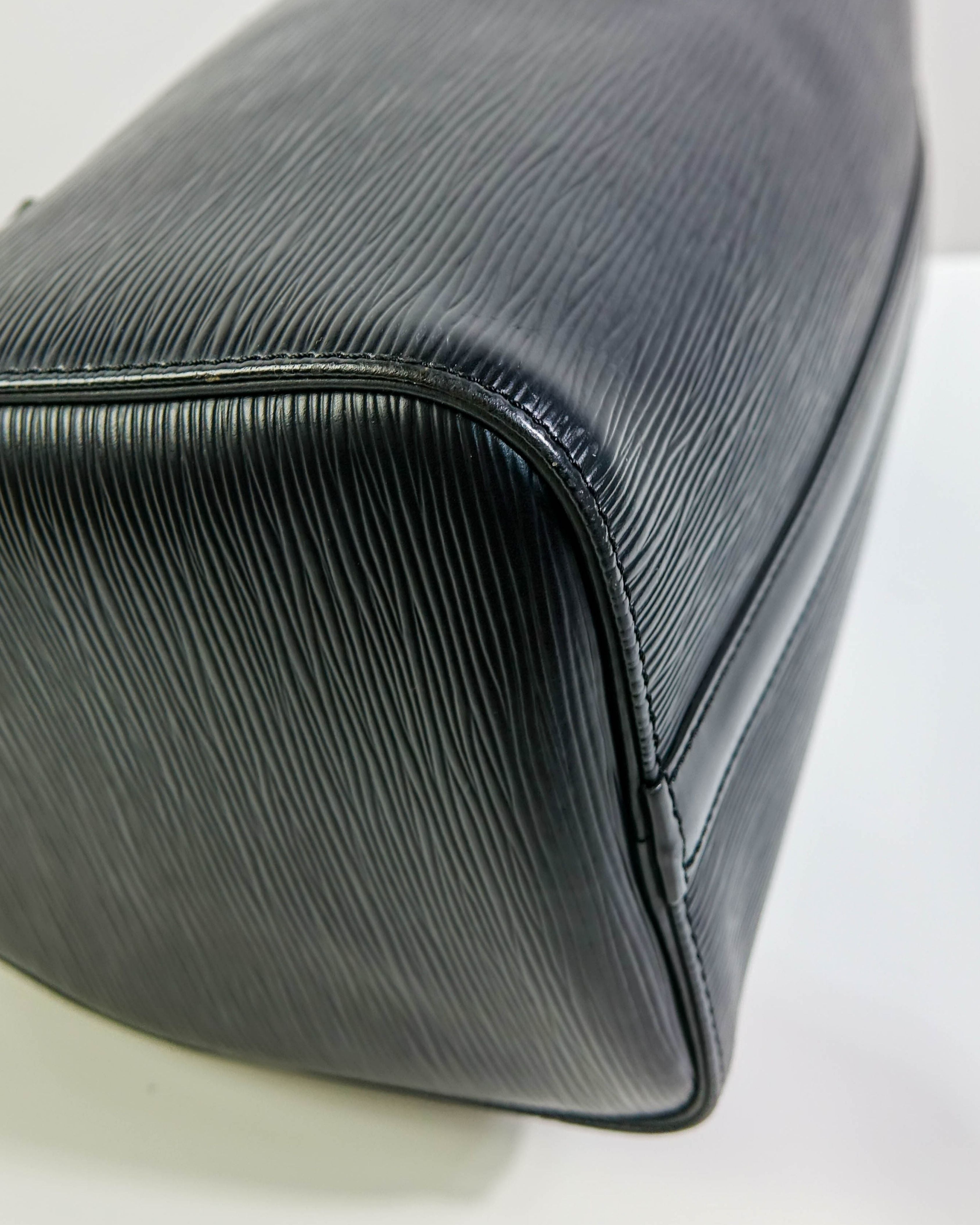 Sac Speedy 25 LOUIS Louis Vuitton Épi - Noir Lola Collective