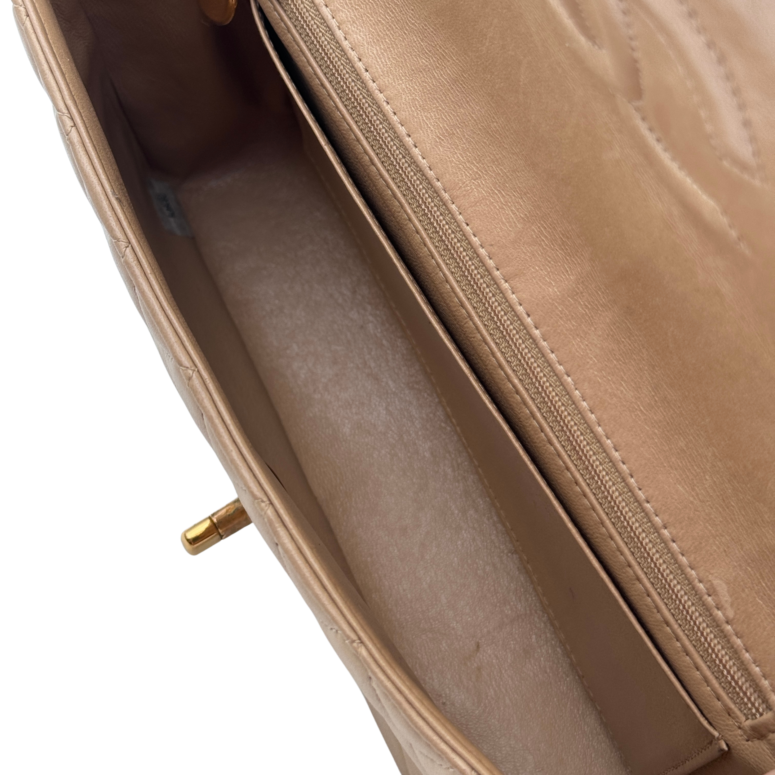 CLASSIC TIMELESS MEDIUM SHOULDER - CHANEL Lola Collective