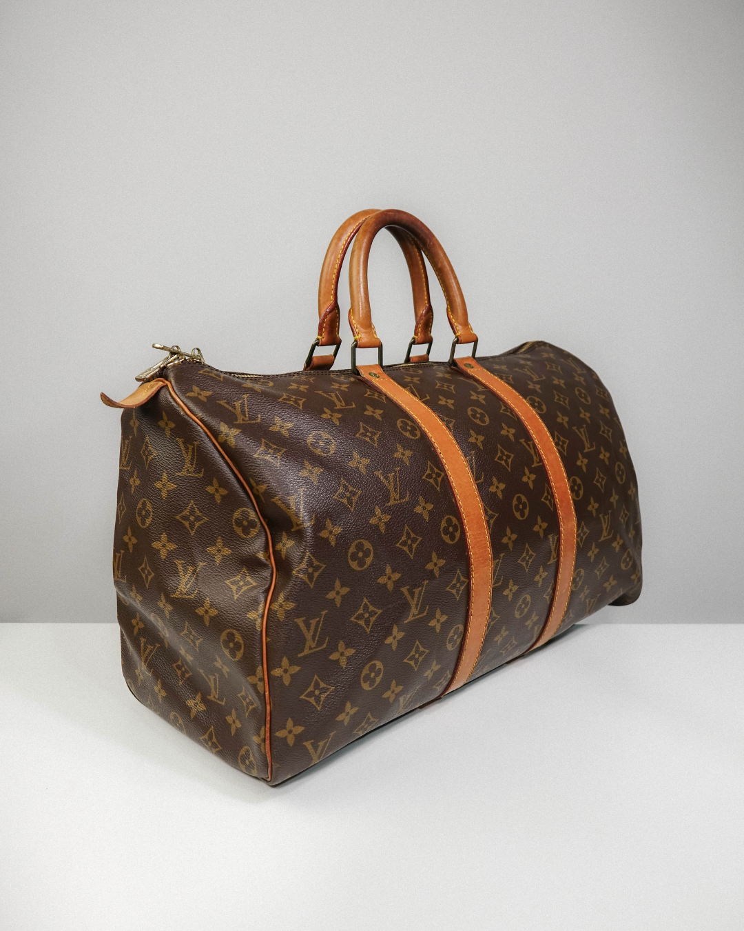 Sac Keepall 45 Monogram – Louis Vuitton Lola Collective