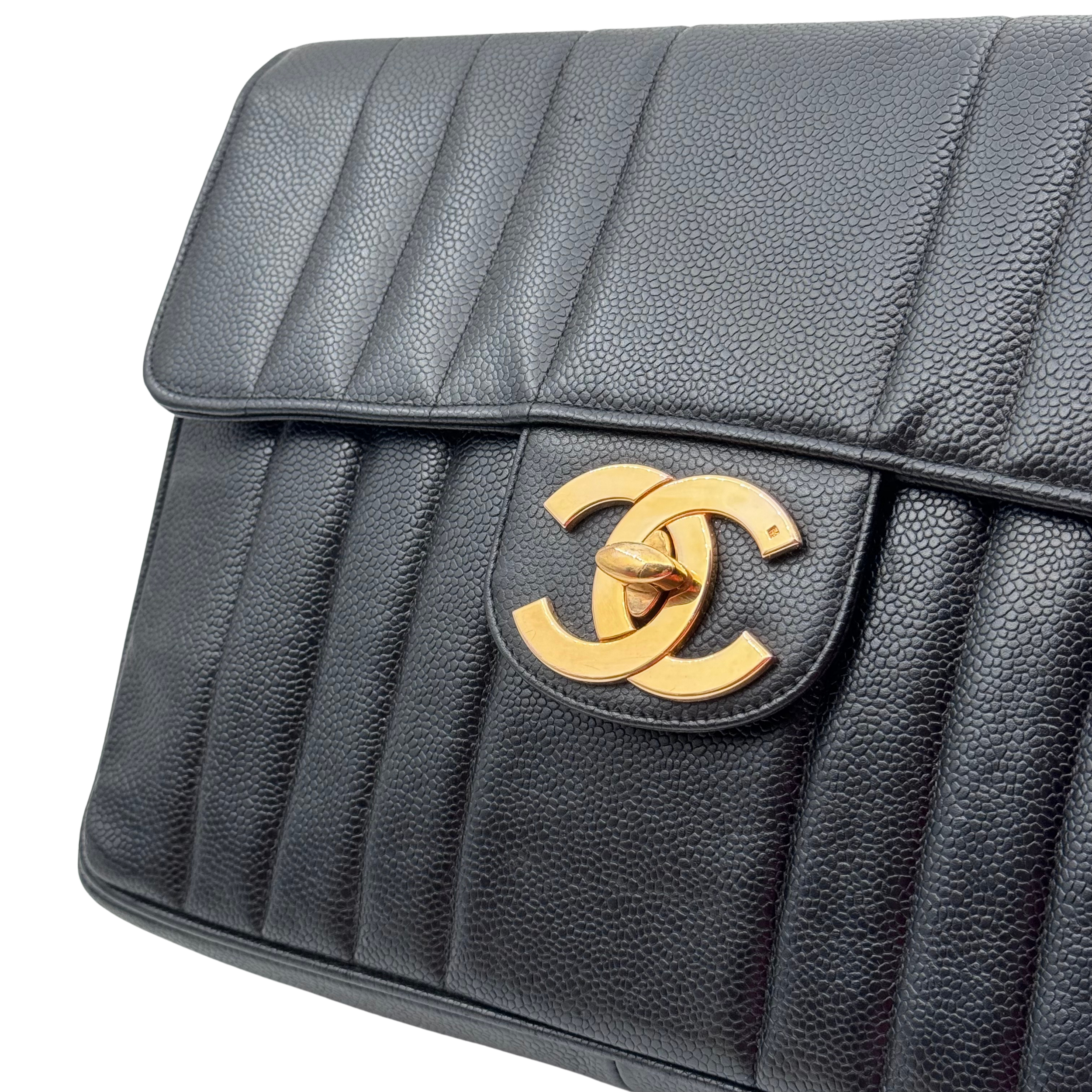 CLASSIC TIMELESS JUMBO - CHANEL Lola Collective