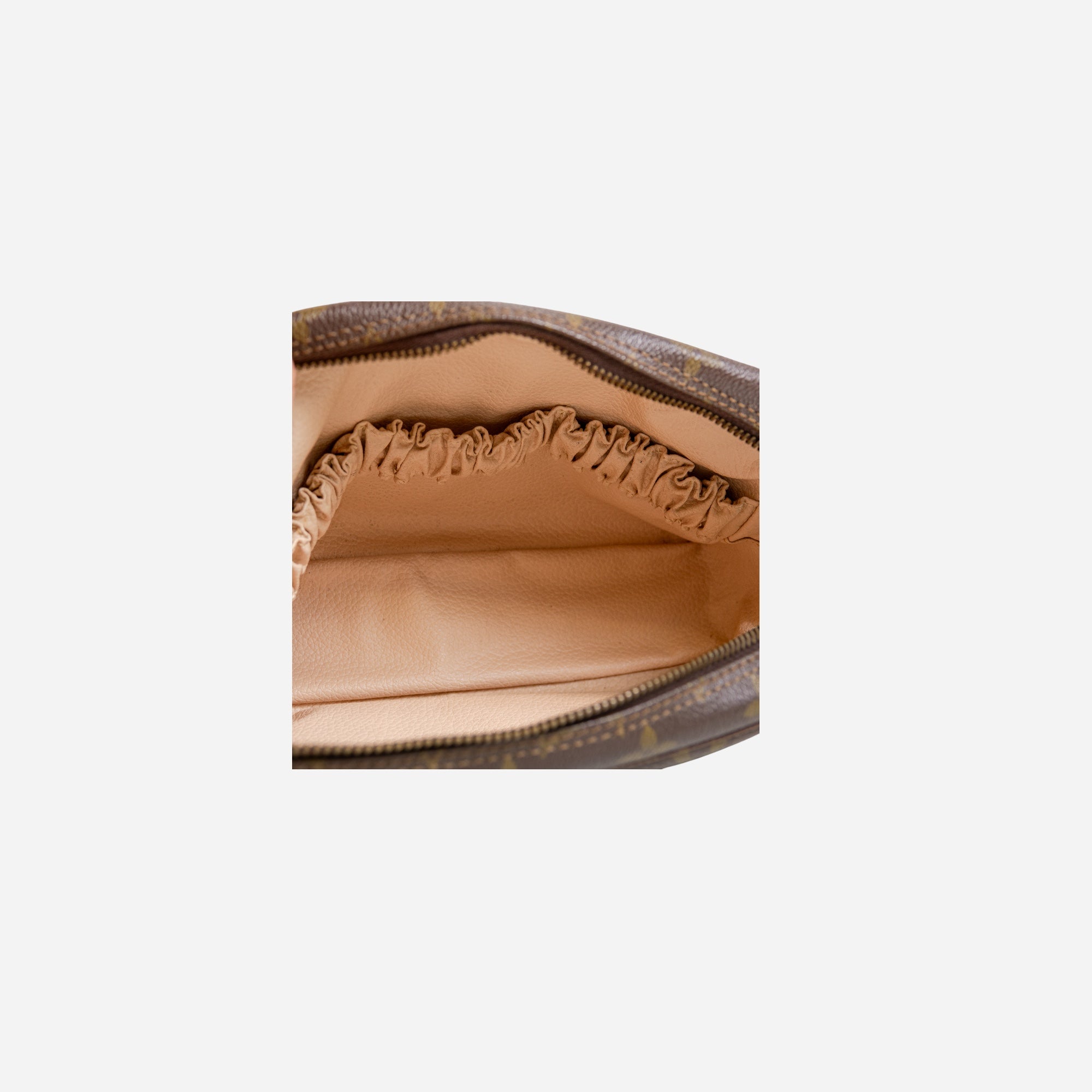 Louis Vuitton Trousse Toilette 23 Monogram Lola Collective