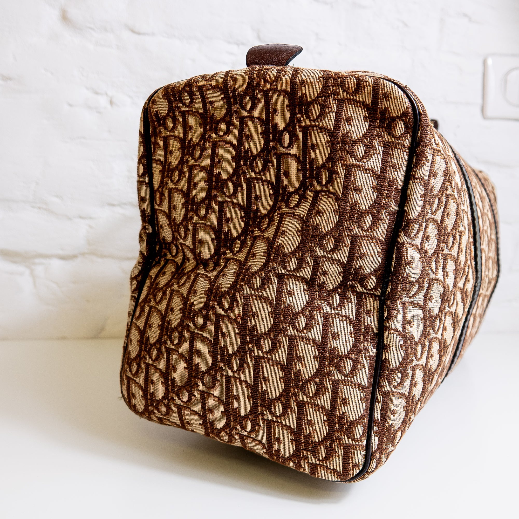 Dior Boston 40 toile Trotter marron et cuir Lola Collective