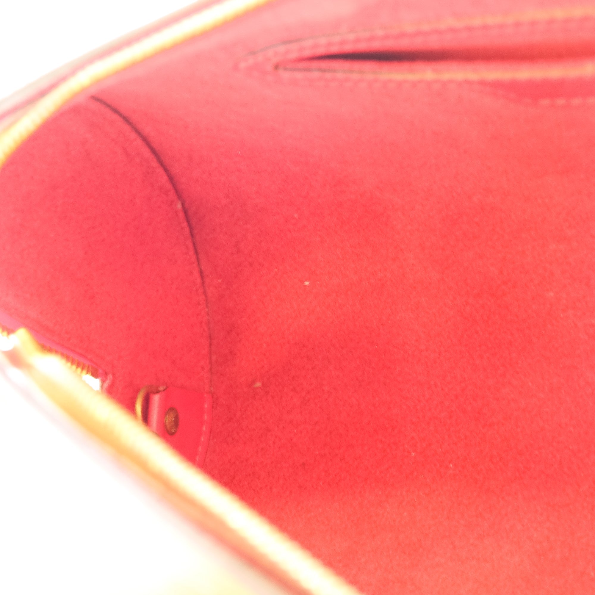 Louis Vuitton Soufflot épi rouge Lola Collective