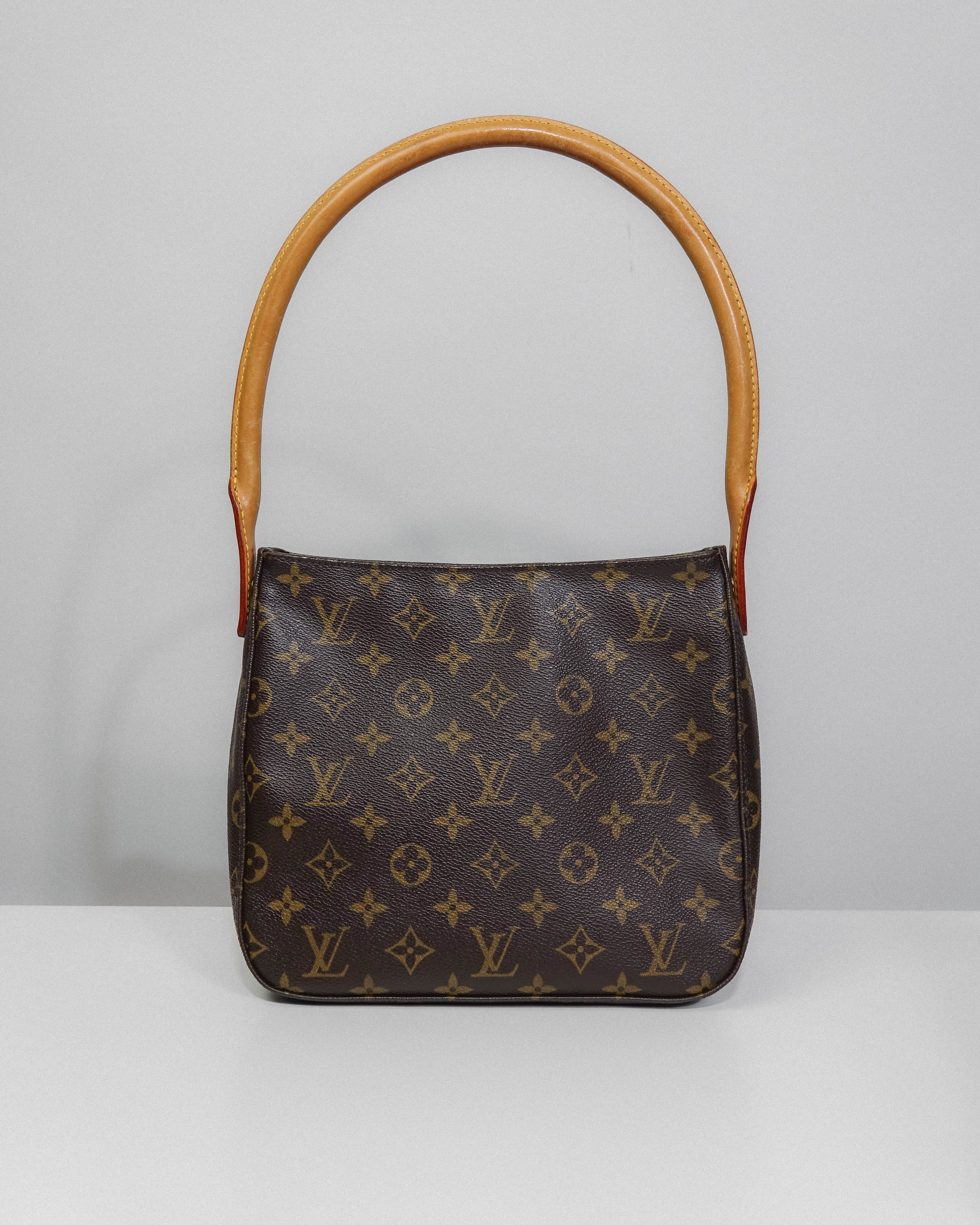 Loop MM Monogram – Louis Vuitton Lola Collective