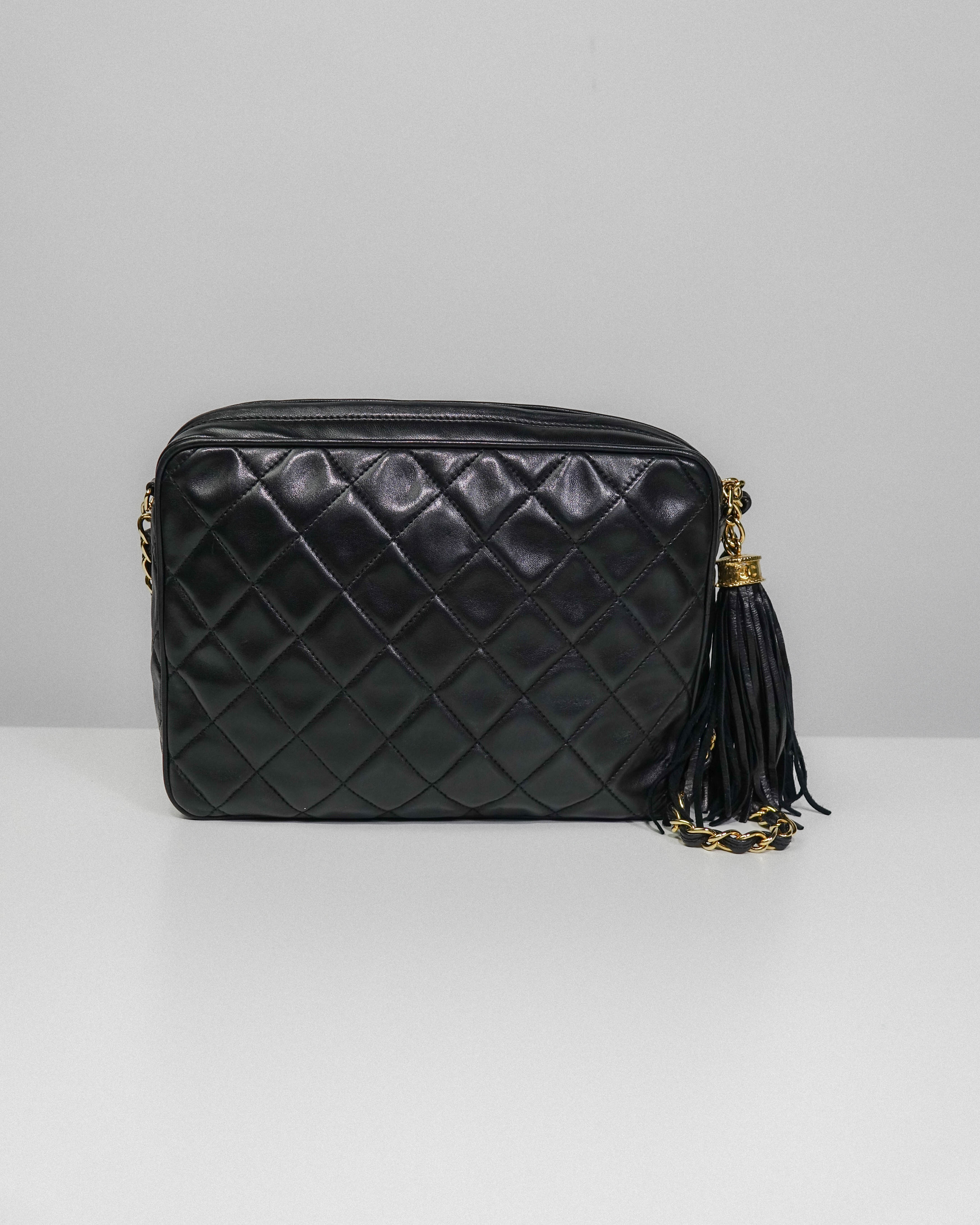 Camera Bag Noir Agneau (carte + hologramme) – Chanel Lola Collective