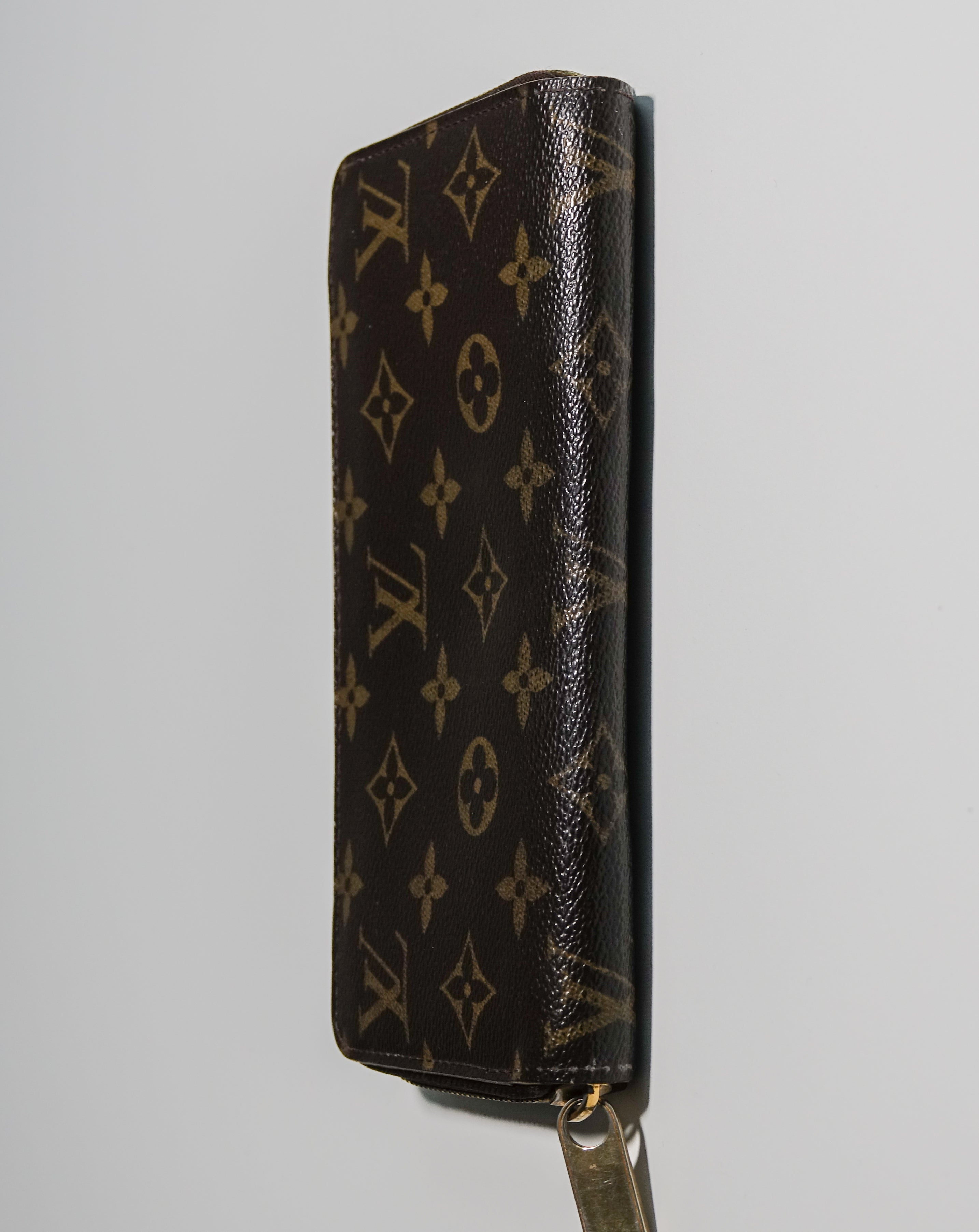 Portefeuille Zippy Louis Vuitton toile Monogram Lola Collective