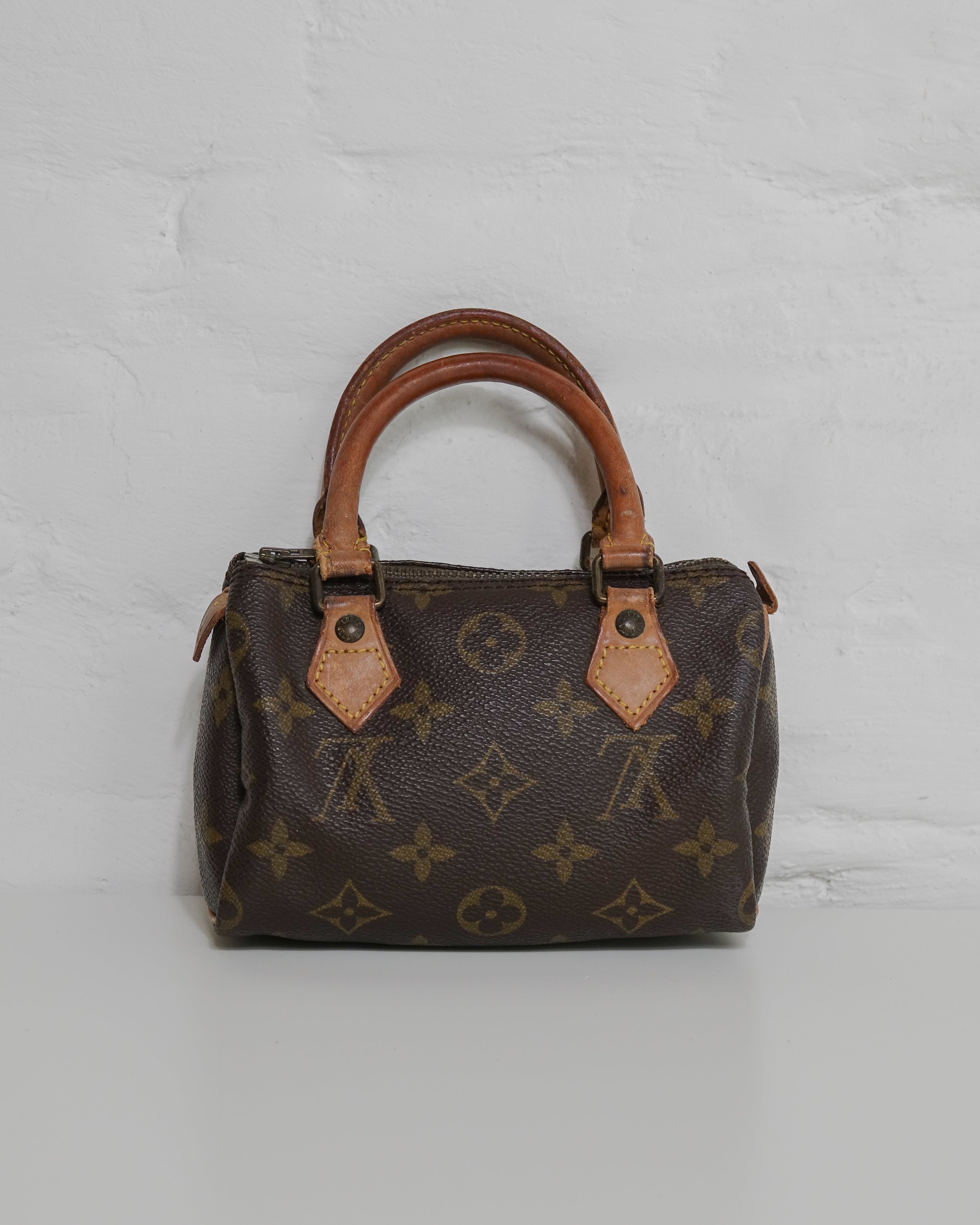 Sac Louis Vuitton Nano Speedy Lola Collective