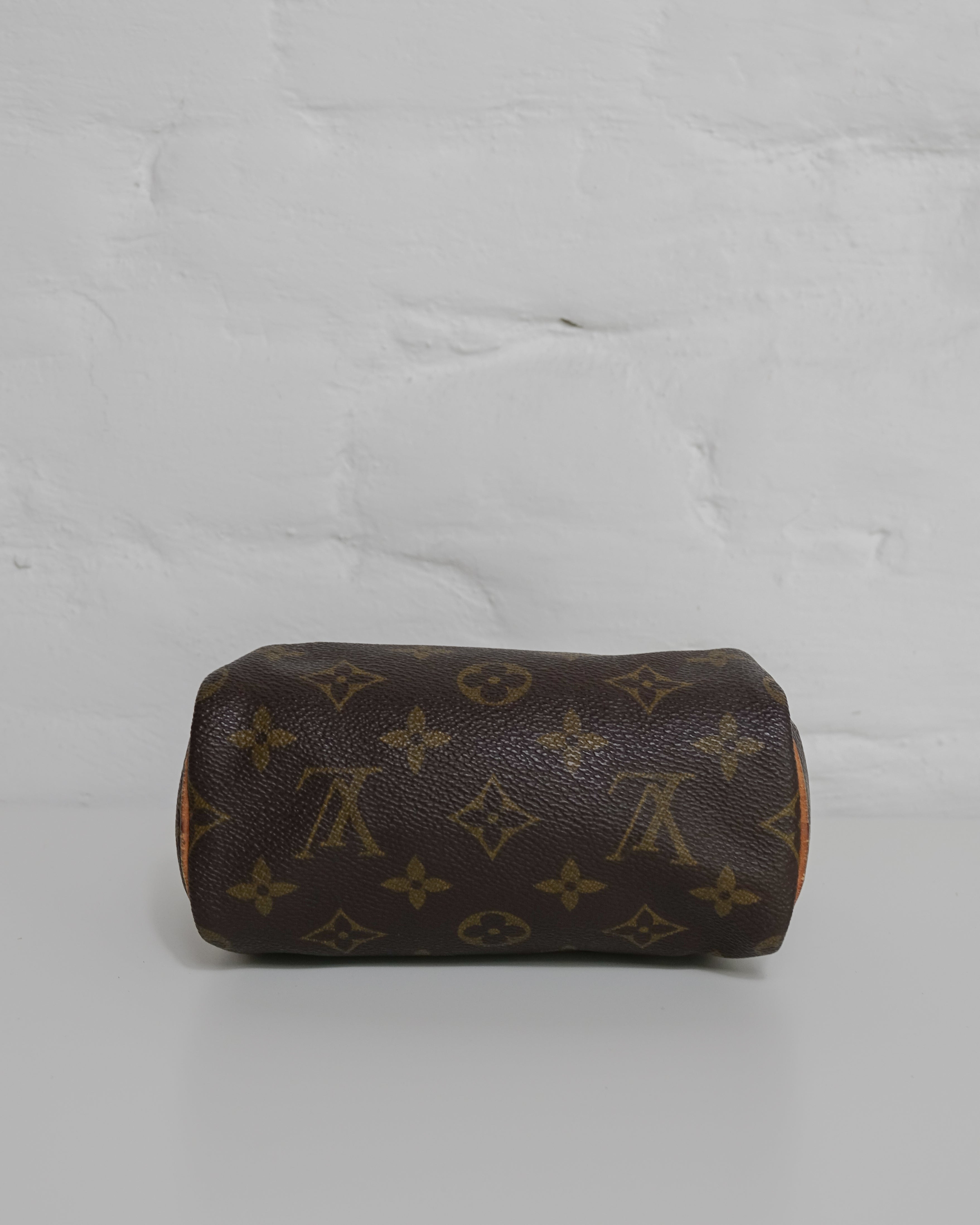 Sac Louis Vuitton Nano Speedy Lola Collective