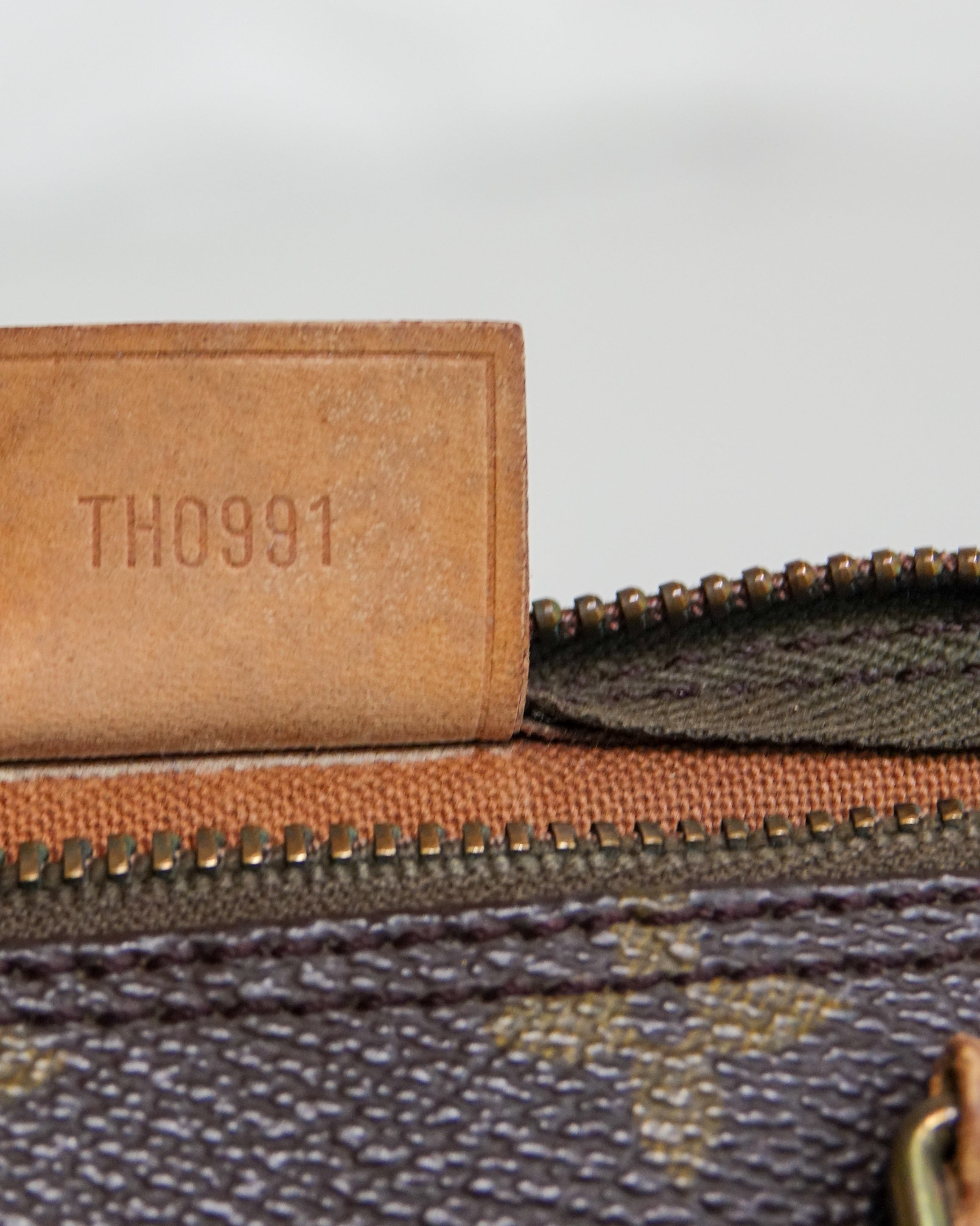 Sac Louis Vuitton Nano Speedy Lola Collective