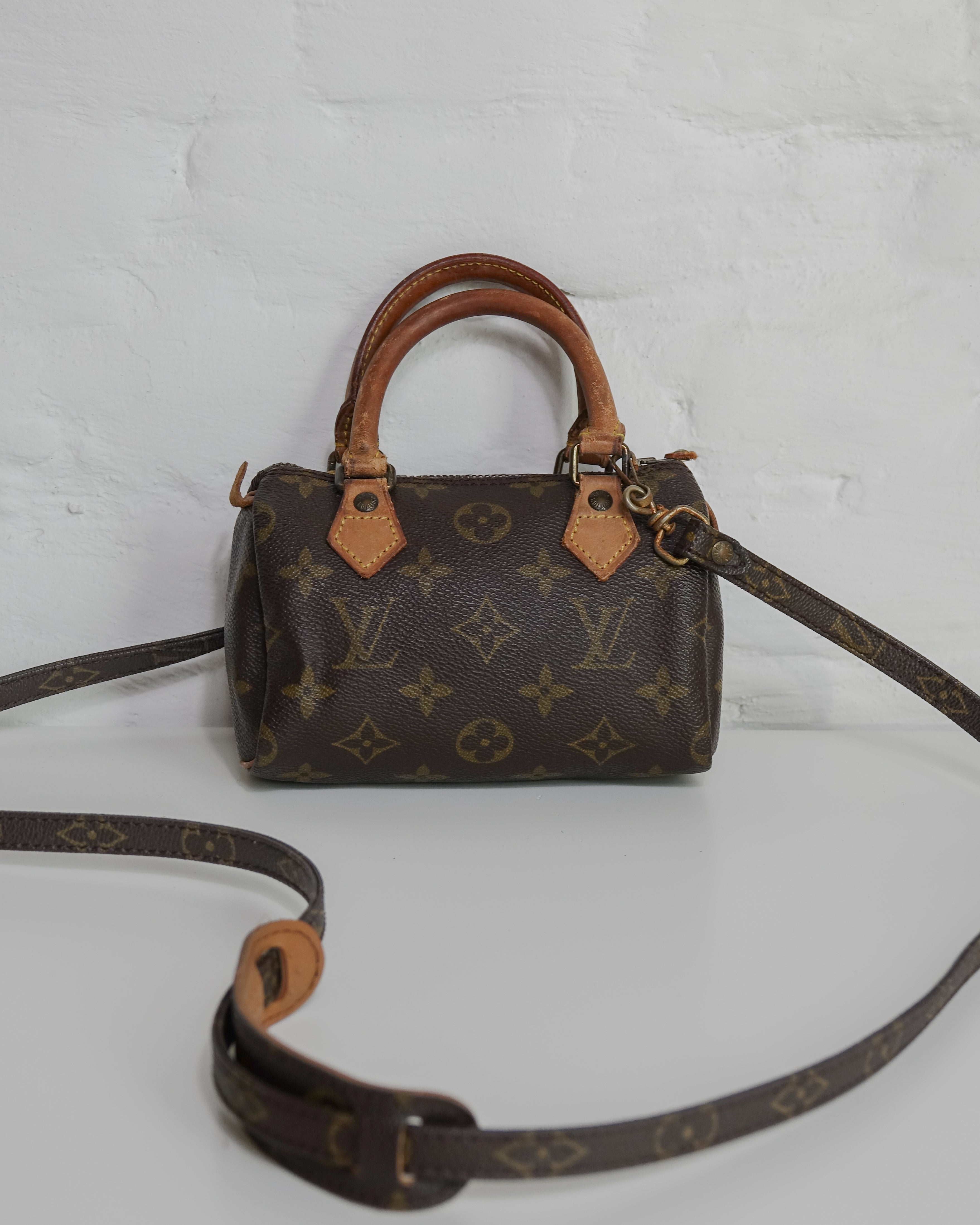 Sac Louis Vuitton Nano Speedy Lola Collective