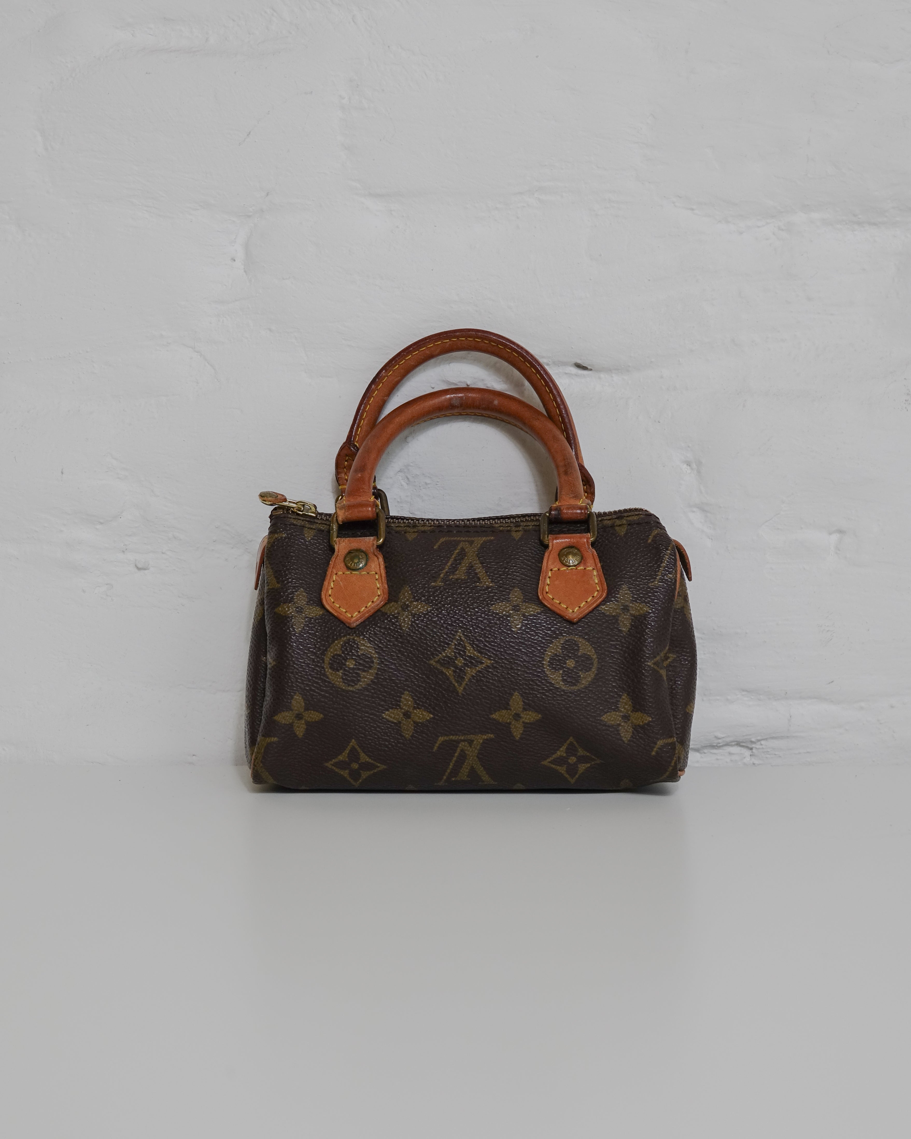 Sac Louis Vuitton Nano Speedy Lola Collective