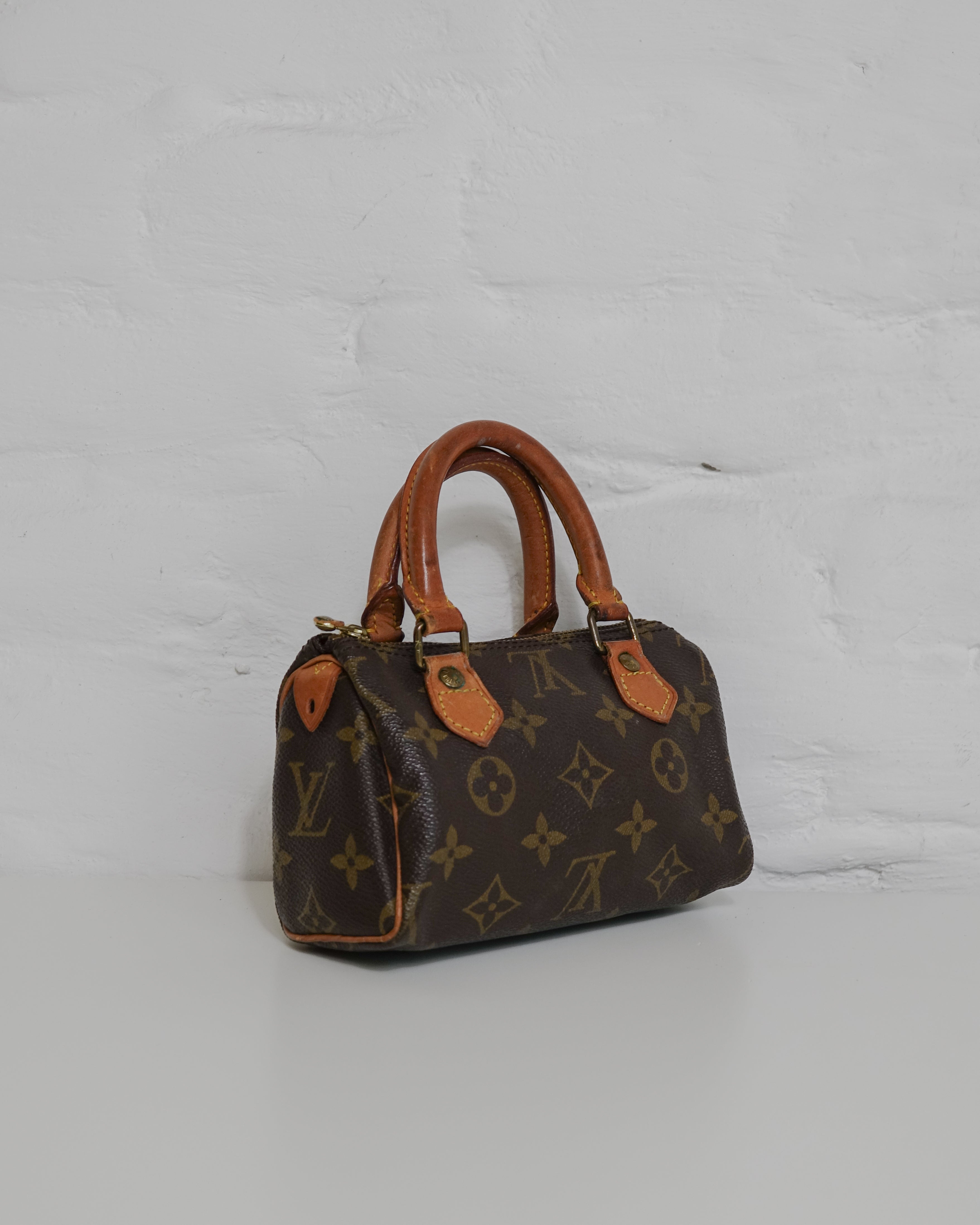Sac Louis Vuitton Nano Speedy Lola Collective