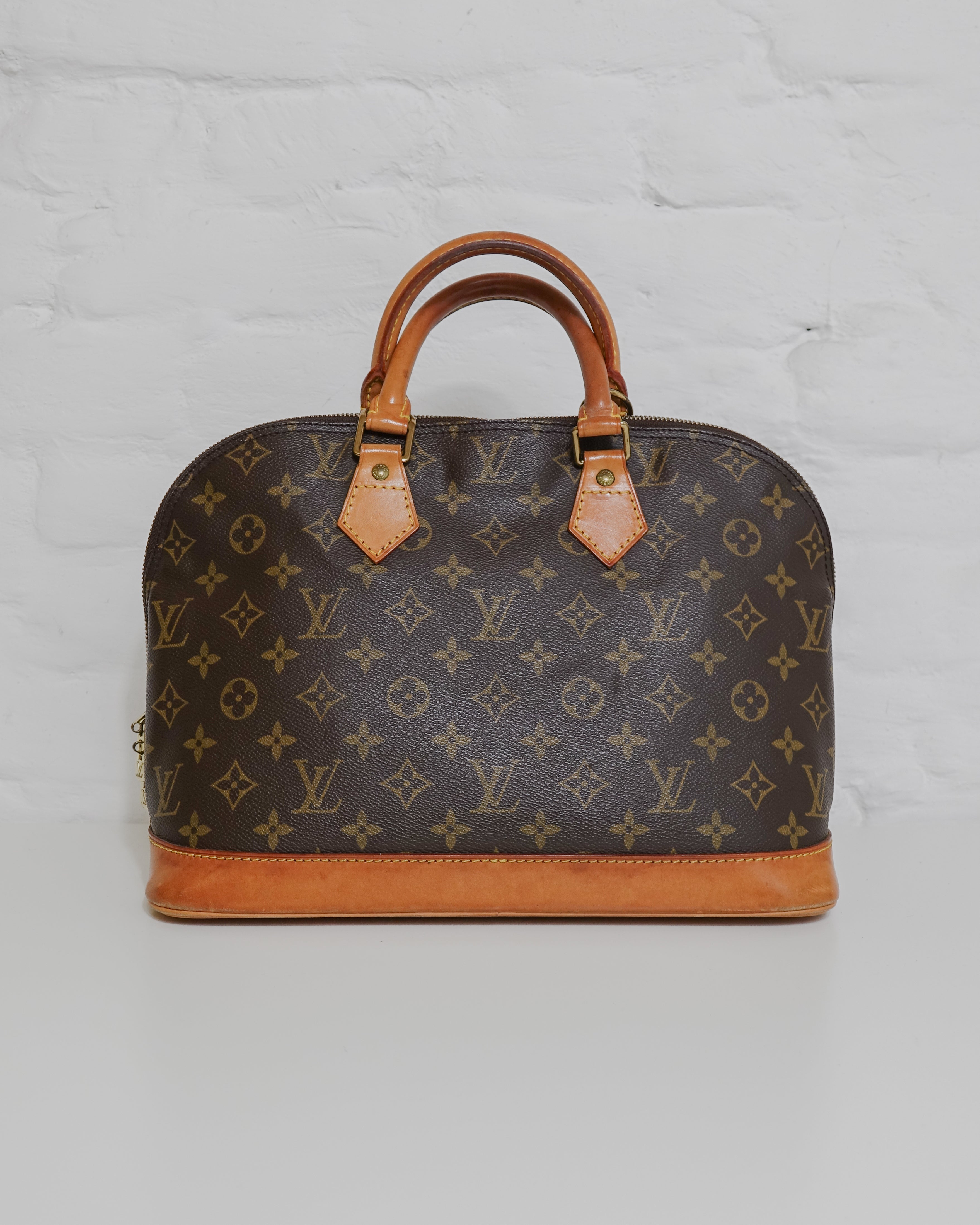 Sac Louis Vuitton Alma PM monogram marron Lola Collective