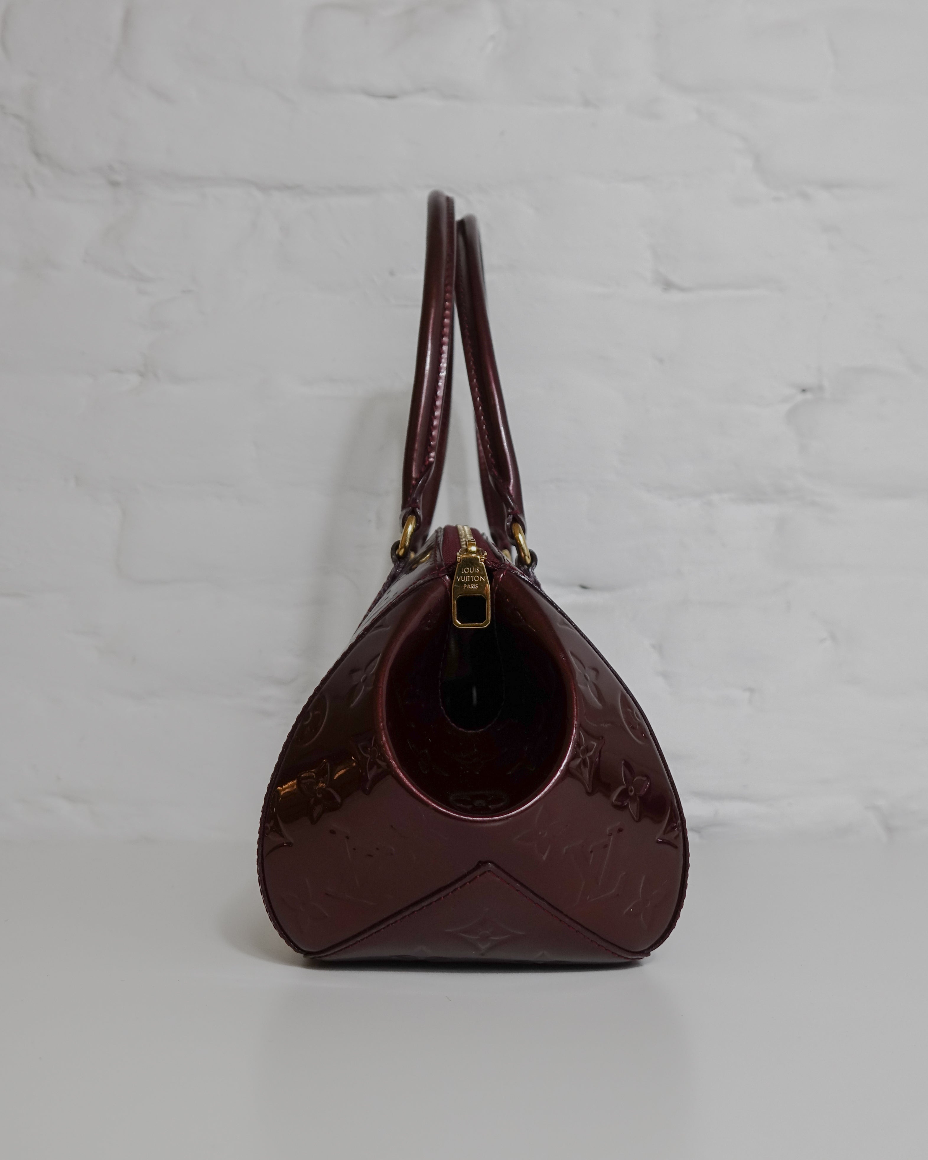 Sac Louis Vuitton Sherwood PM monogram vernis Rouge Lola Collective