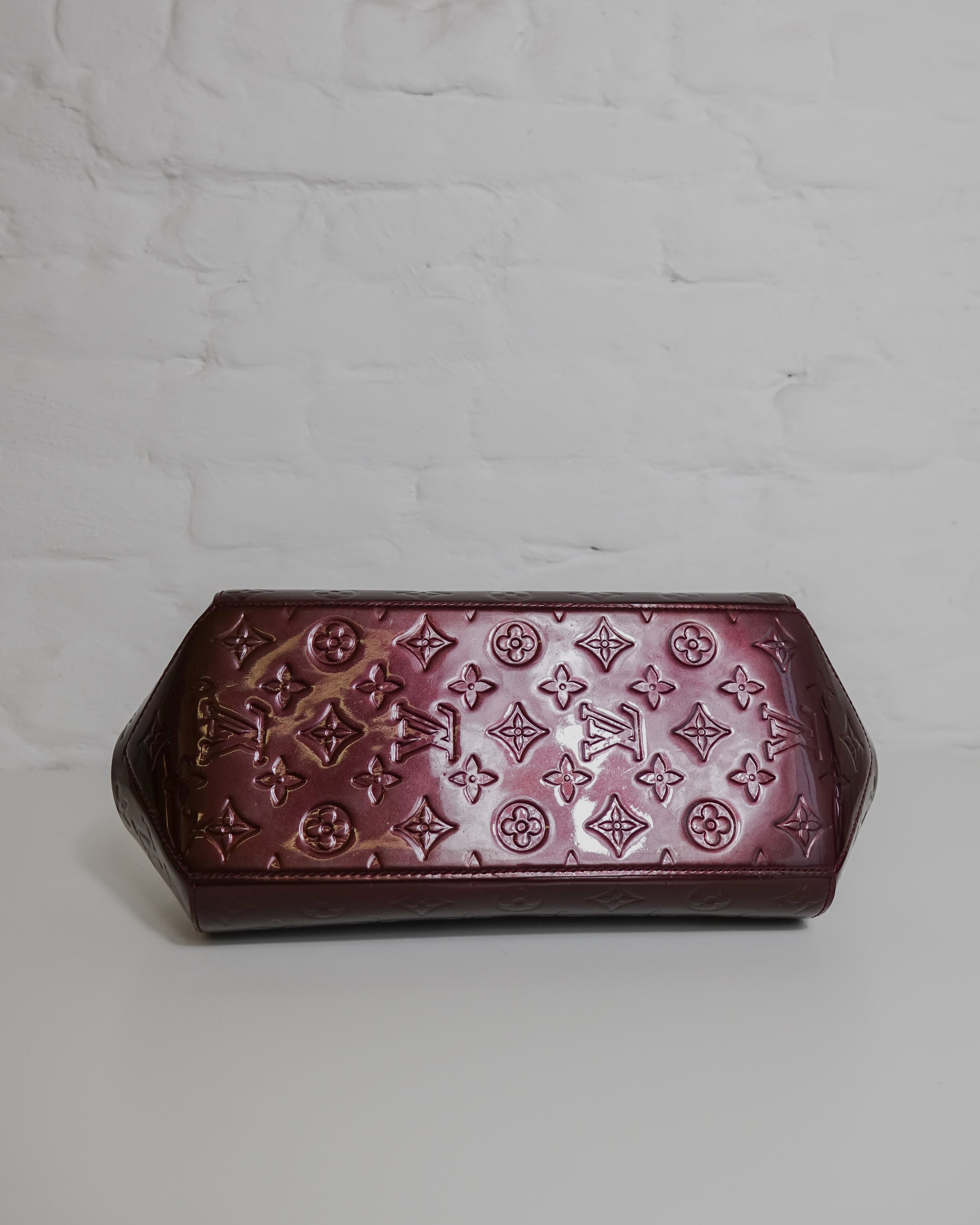 Sac Louis Vuitton Sherwood PM monogram vernis Rouge Lola Collective