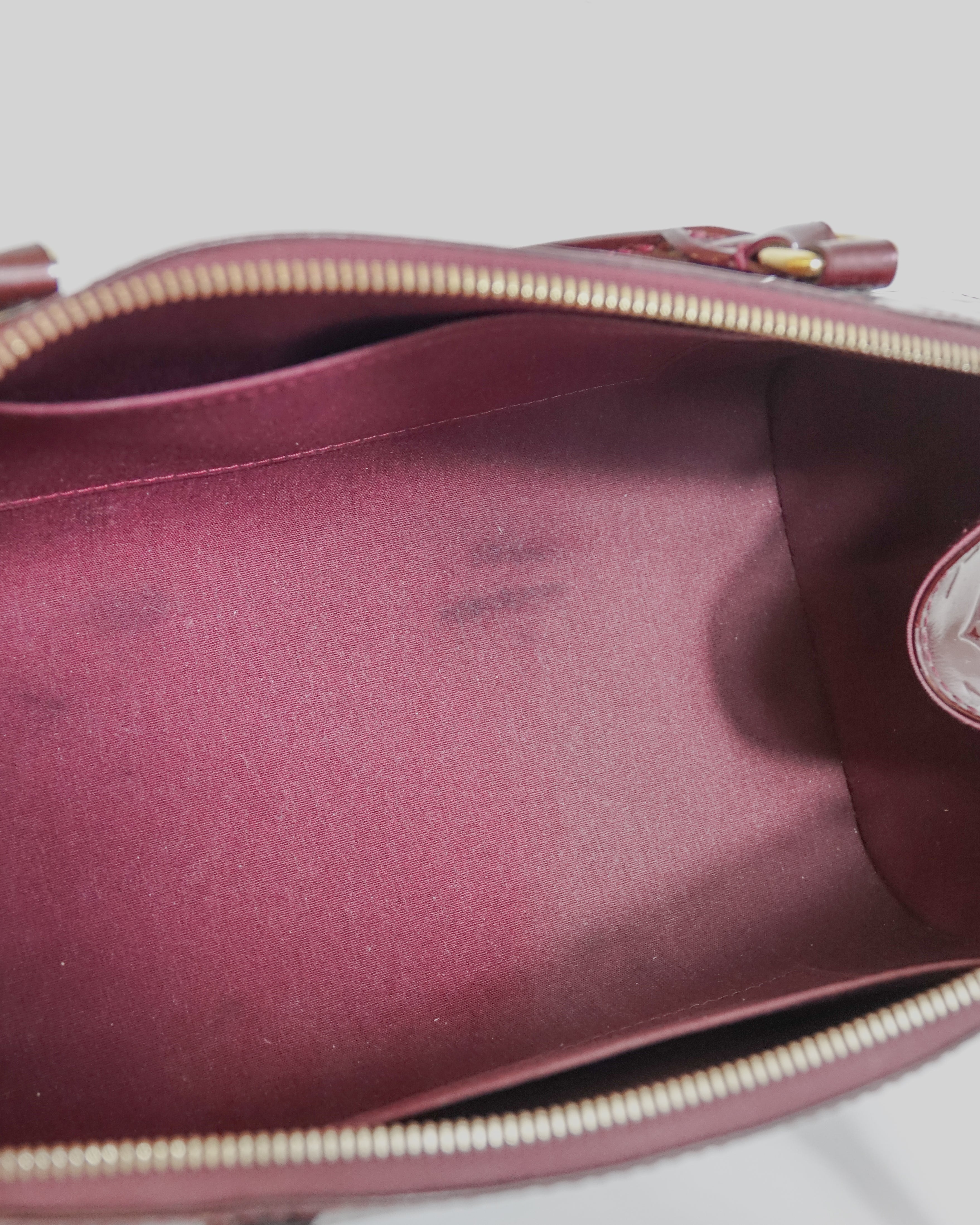 Sac Louis Vuitton Sherwood PM monogram vernis Rouge Lola Collective