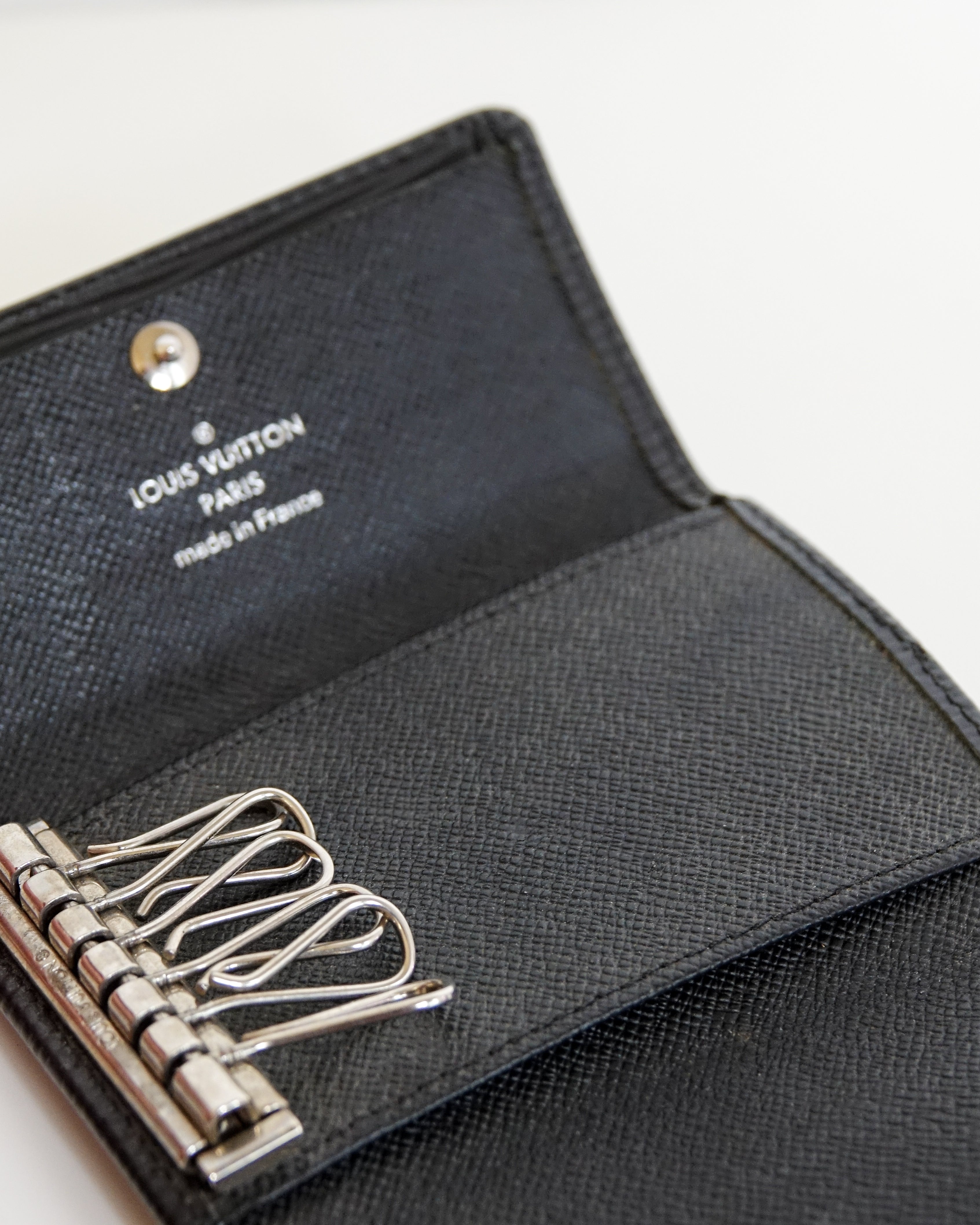 Porte-clés Louis Vuitton Multiclés 6 Épi Noir Lola Collective