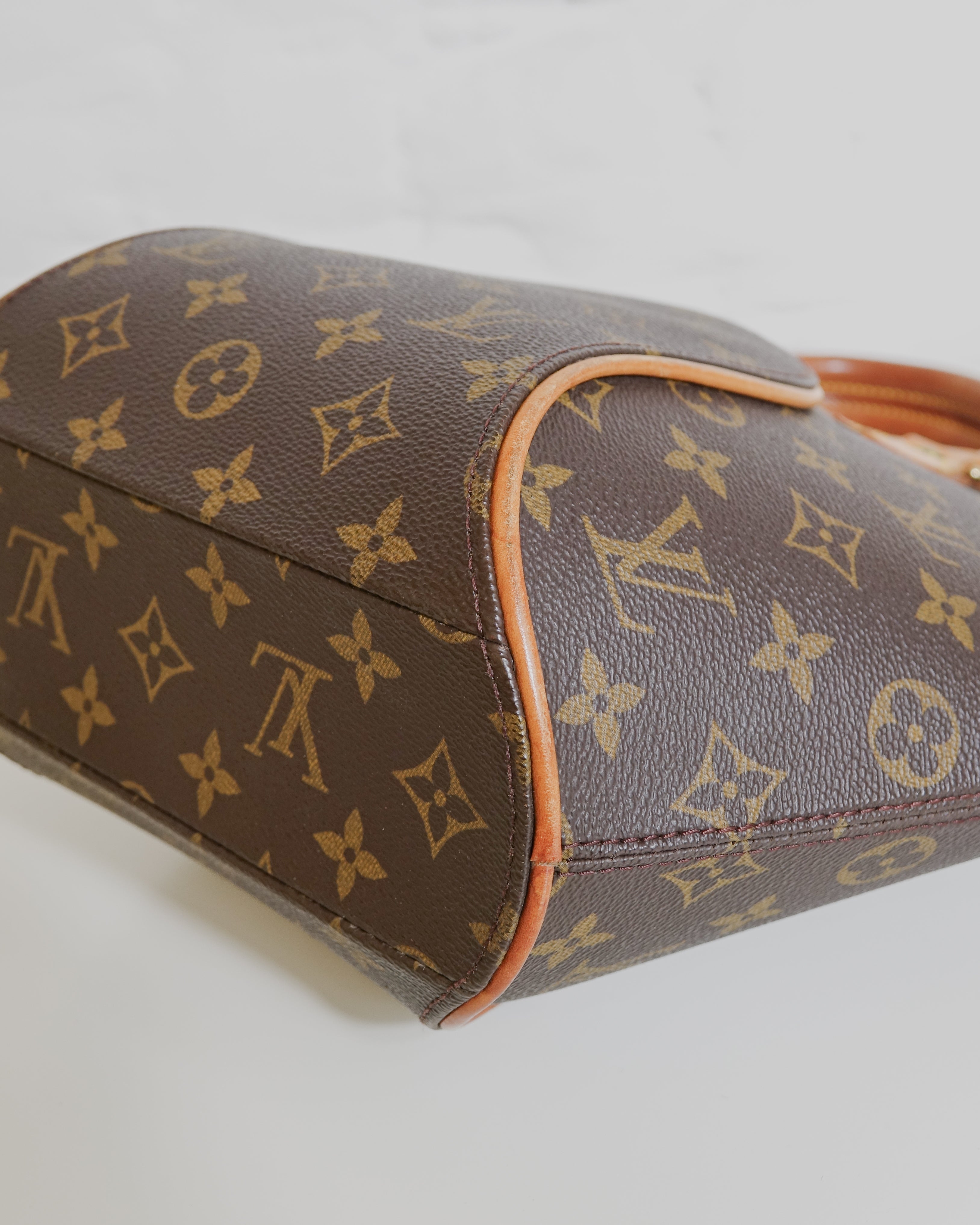 Louis Vuitton Ellipse PM monogram Lola Collective