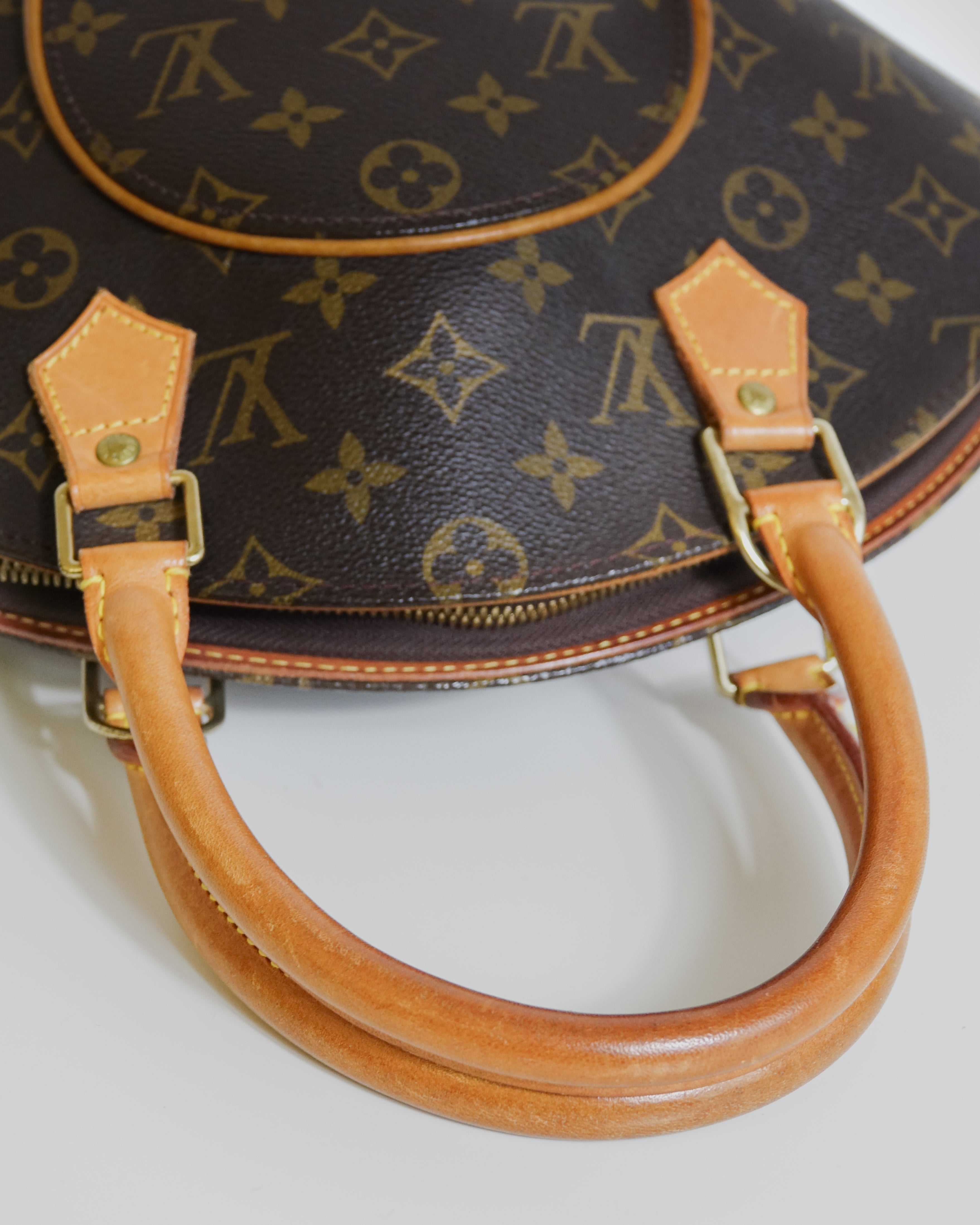 Louis Vuitton Ellipse PM monogram Lola Collective