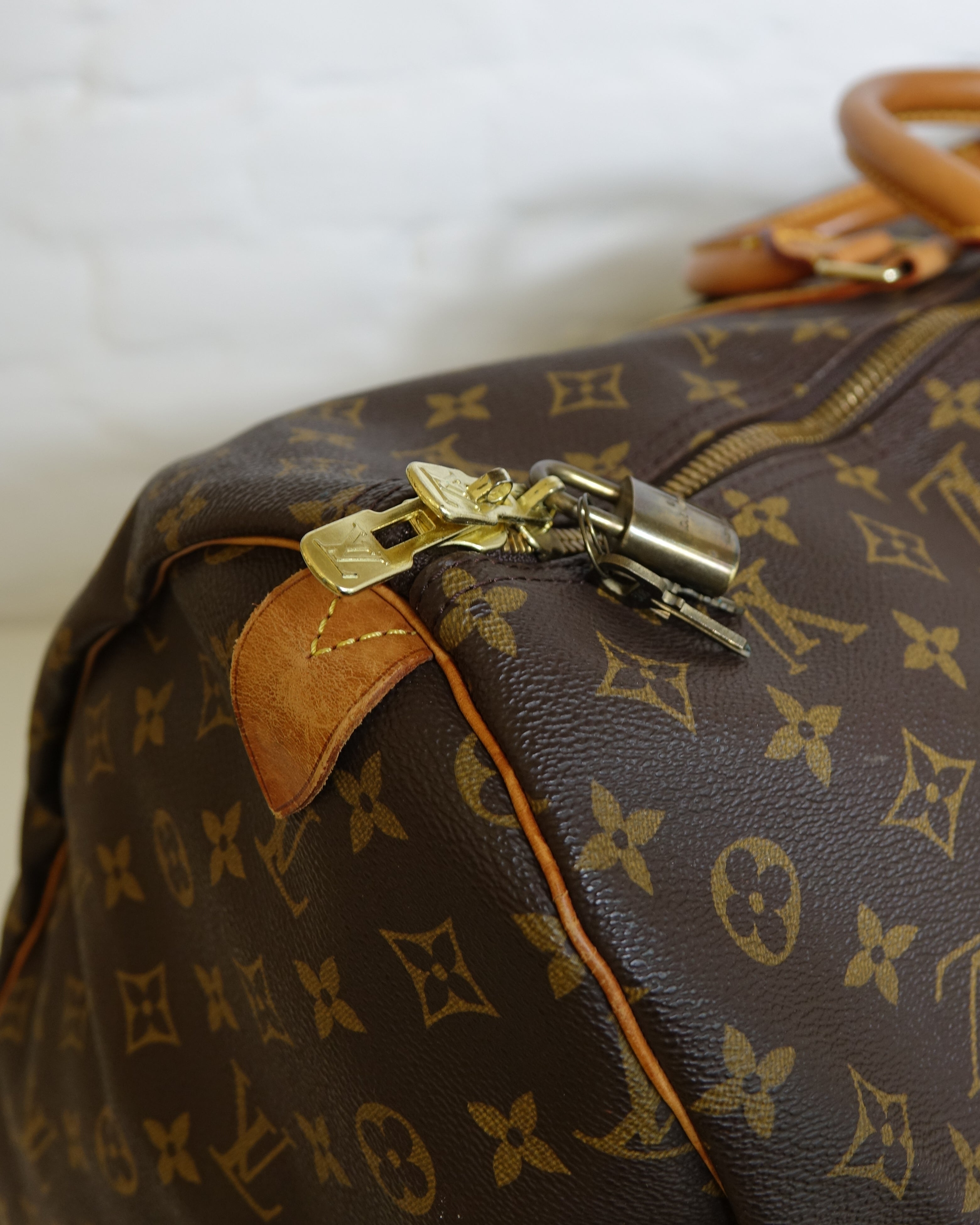 Sac Louis Vuitton Keepall 60 Monogram marron Lola Collective