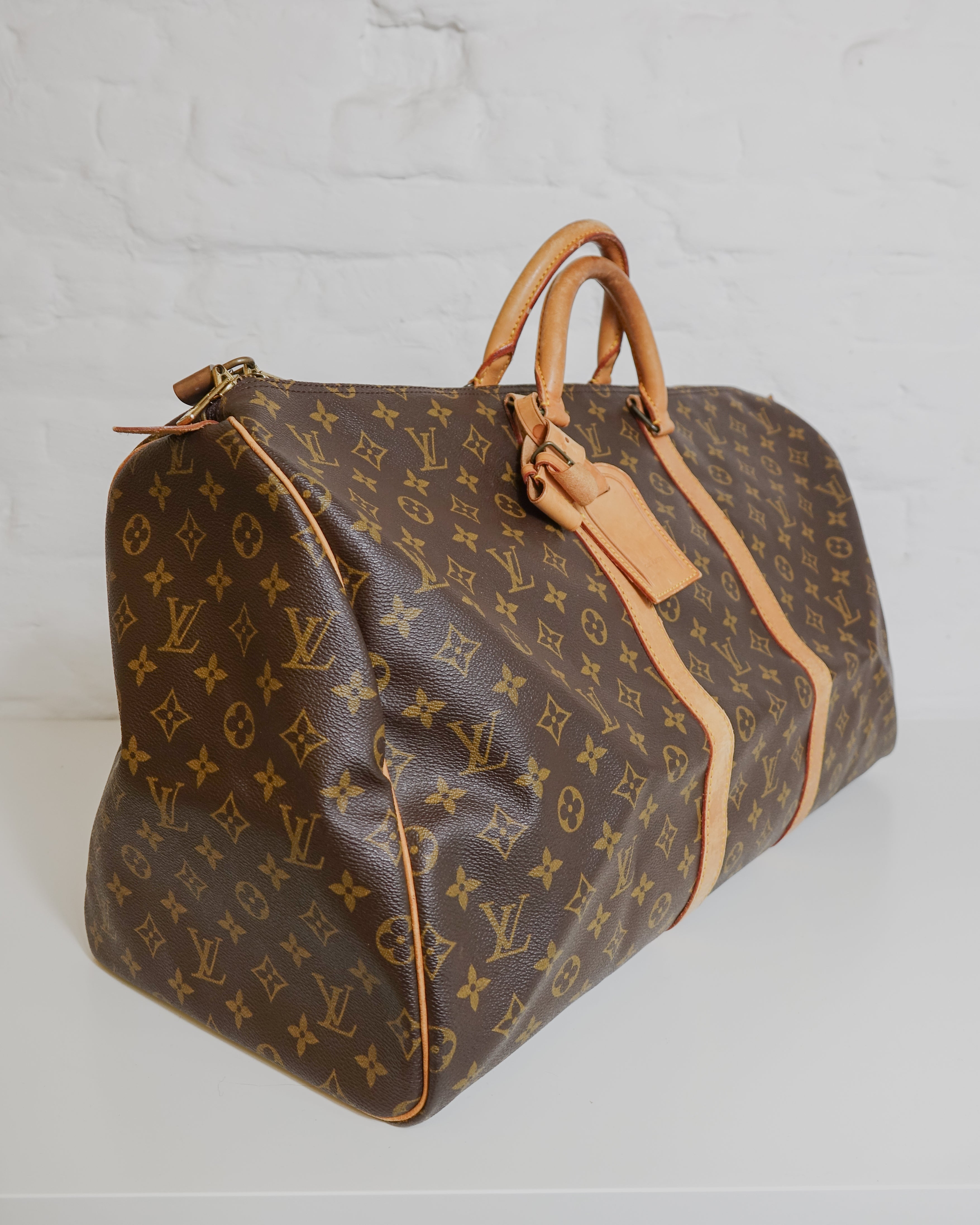 Sac Louis Vuitton Keepall 55 Monogram marron Lola Collective