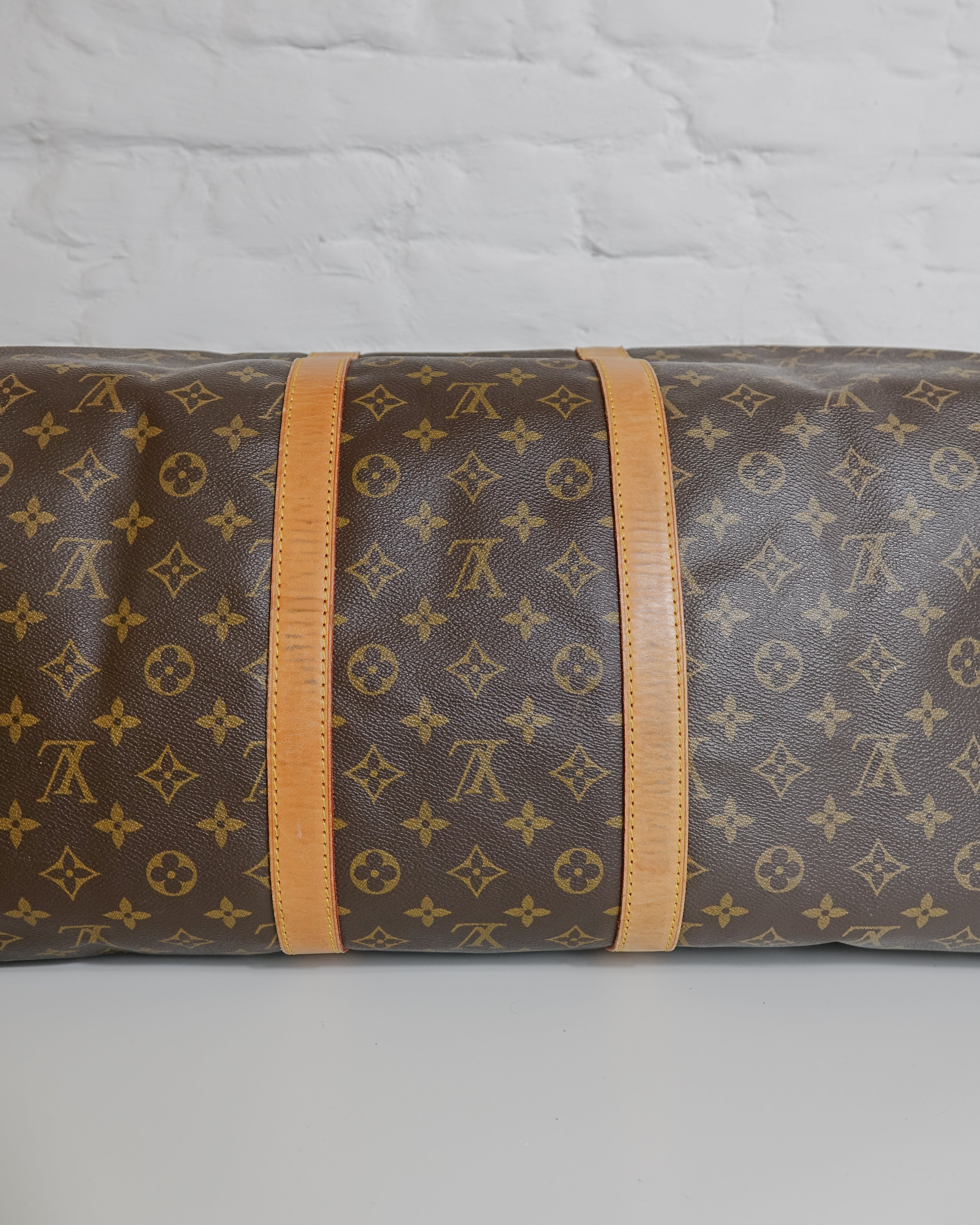 Sac Louis Vuitton Keepall 55 Monogram marron Lola Collective