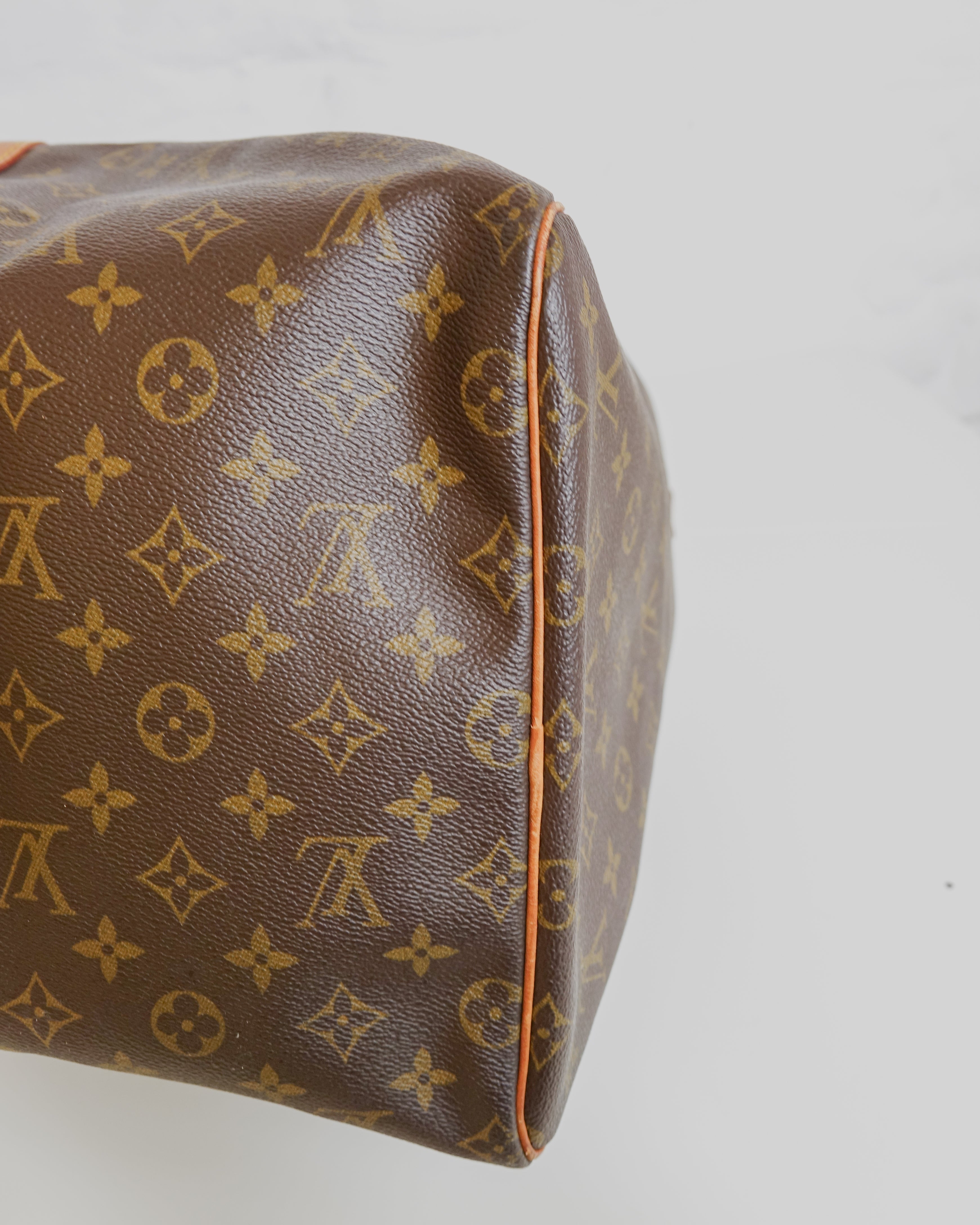 Sac Louis Vuitton Keepall 55 Monogram marron Lola Collective