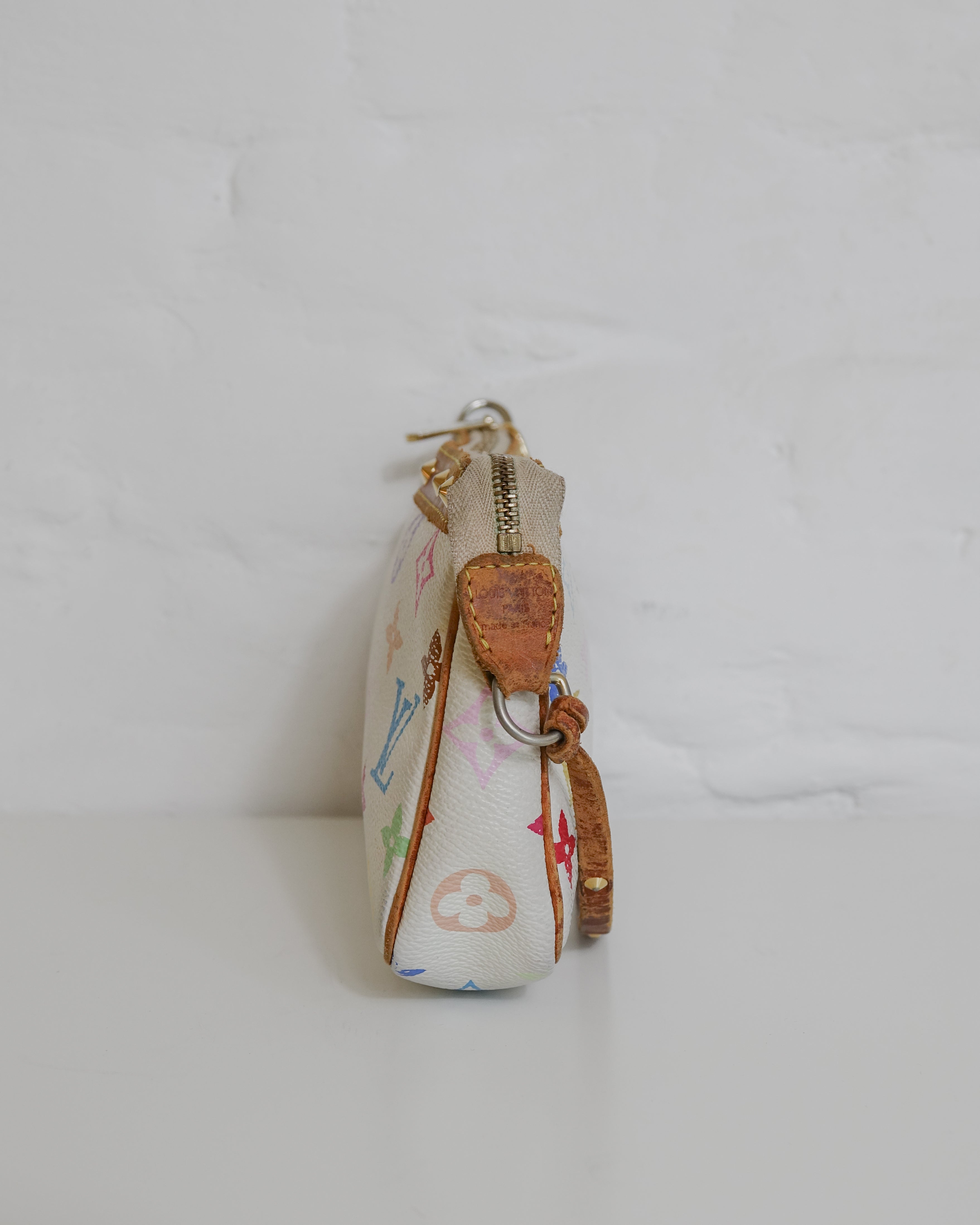 Pochette Accessoires Monogram Multicolore blanche Murakami Louis Vuitton Lola Collective