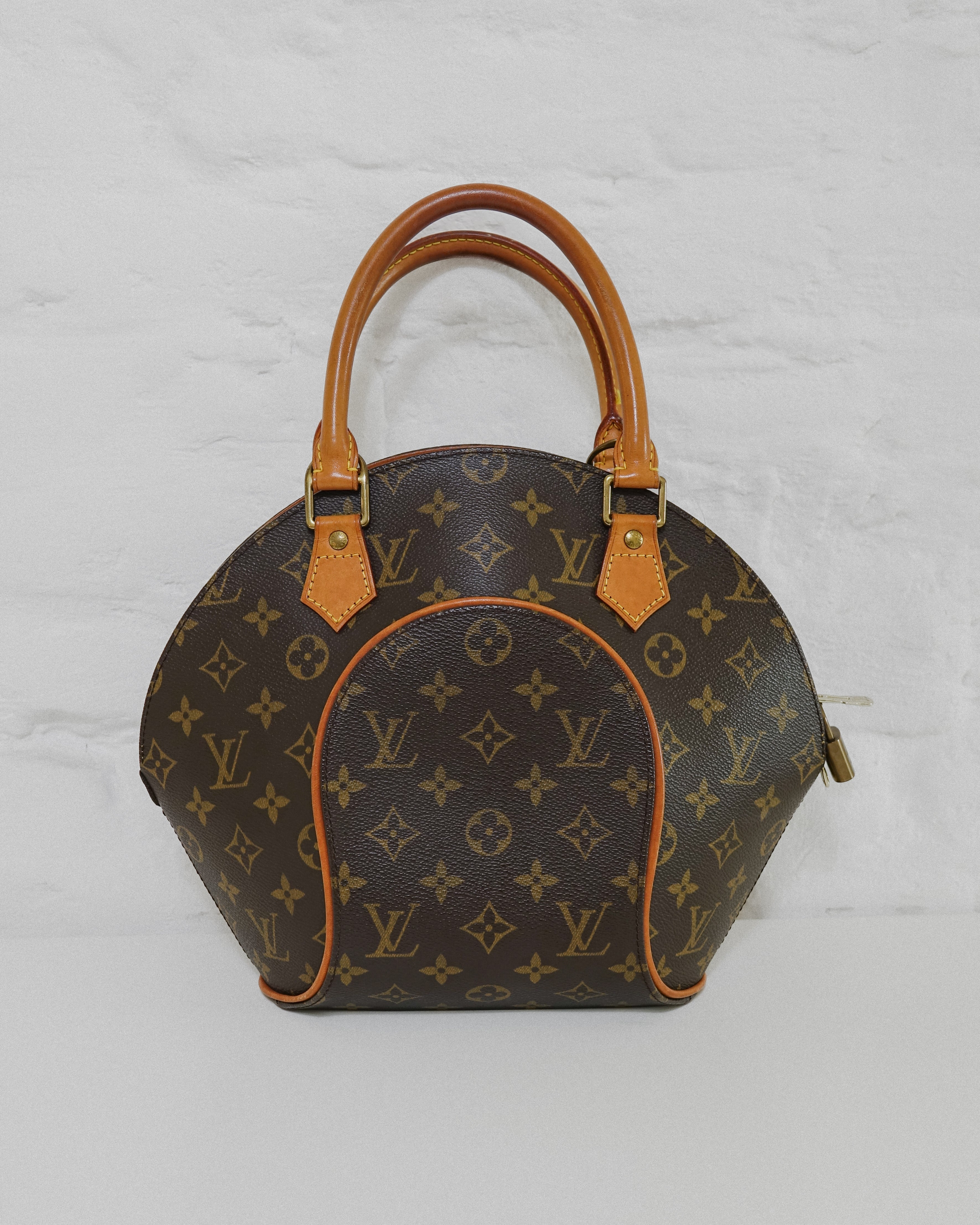 Louis Vuitton Ellypse PM monogram Lola collective