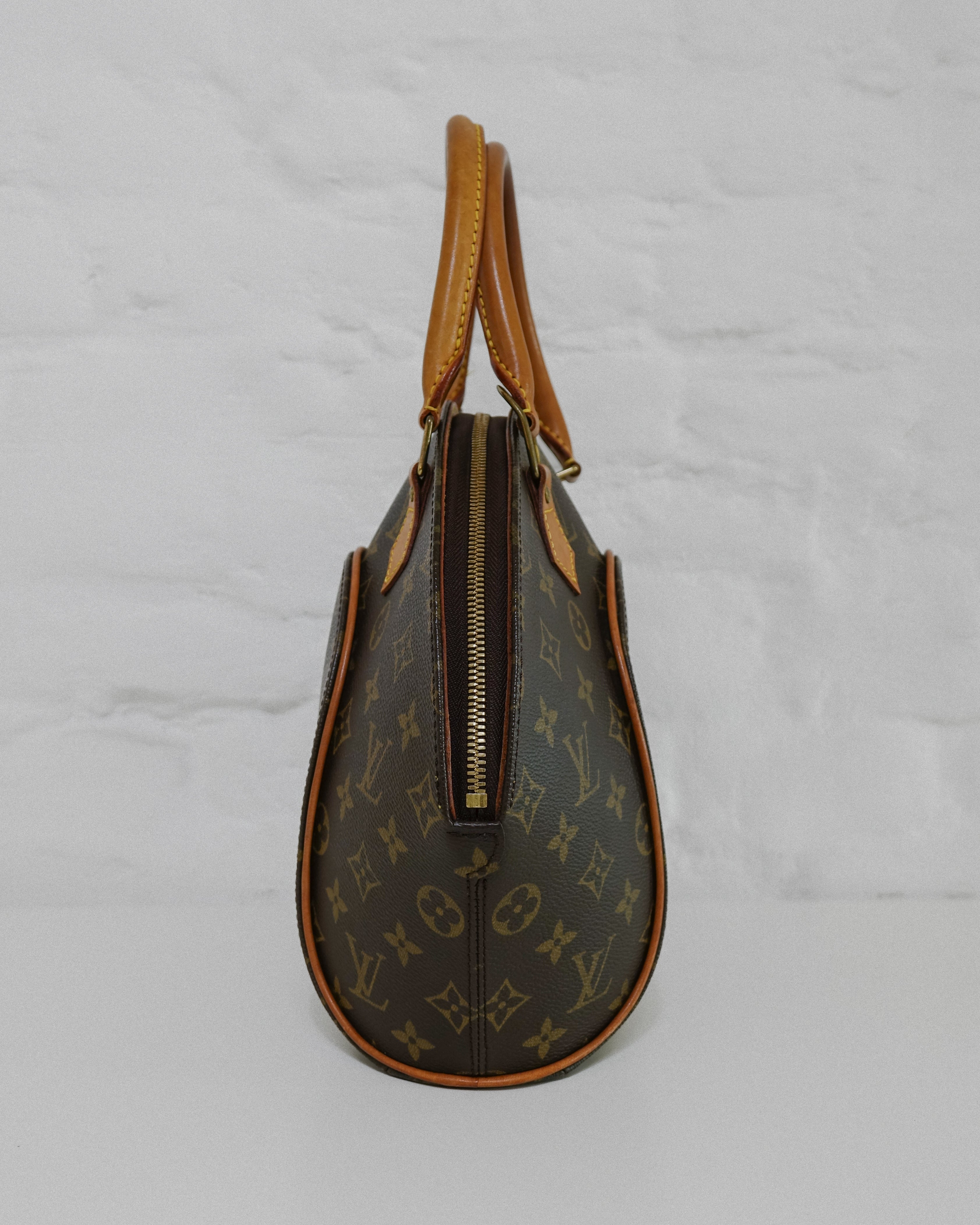 Louis Vuitton Ellypse PM monogram Lola collective