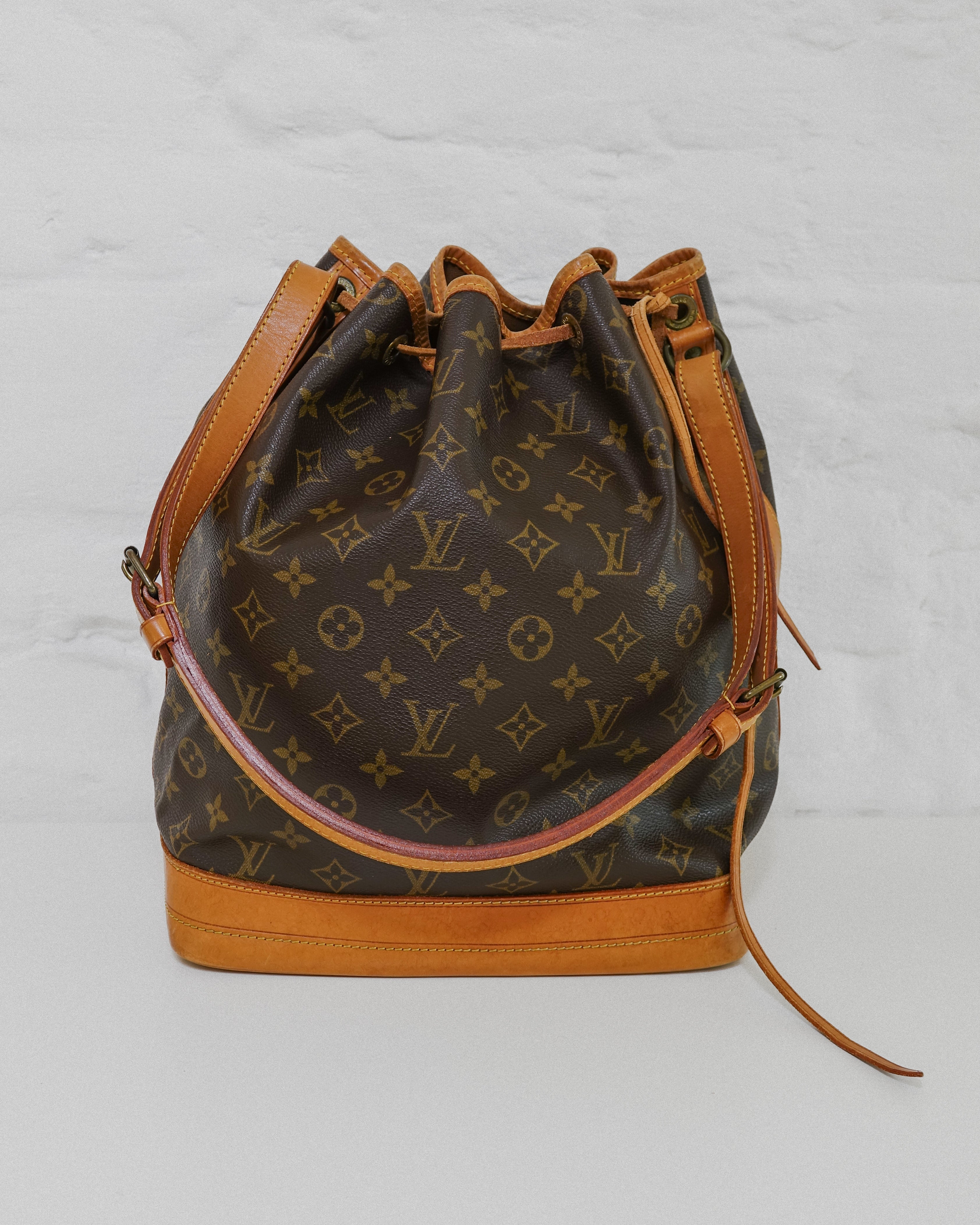 Louis Vuitton Noé GM monogram Lola Collective