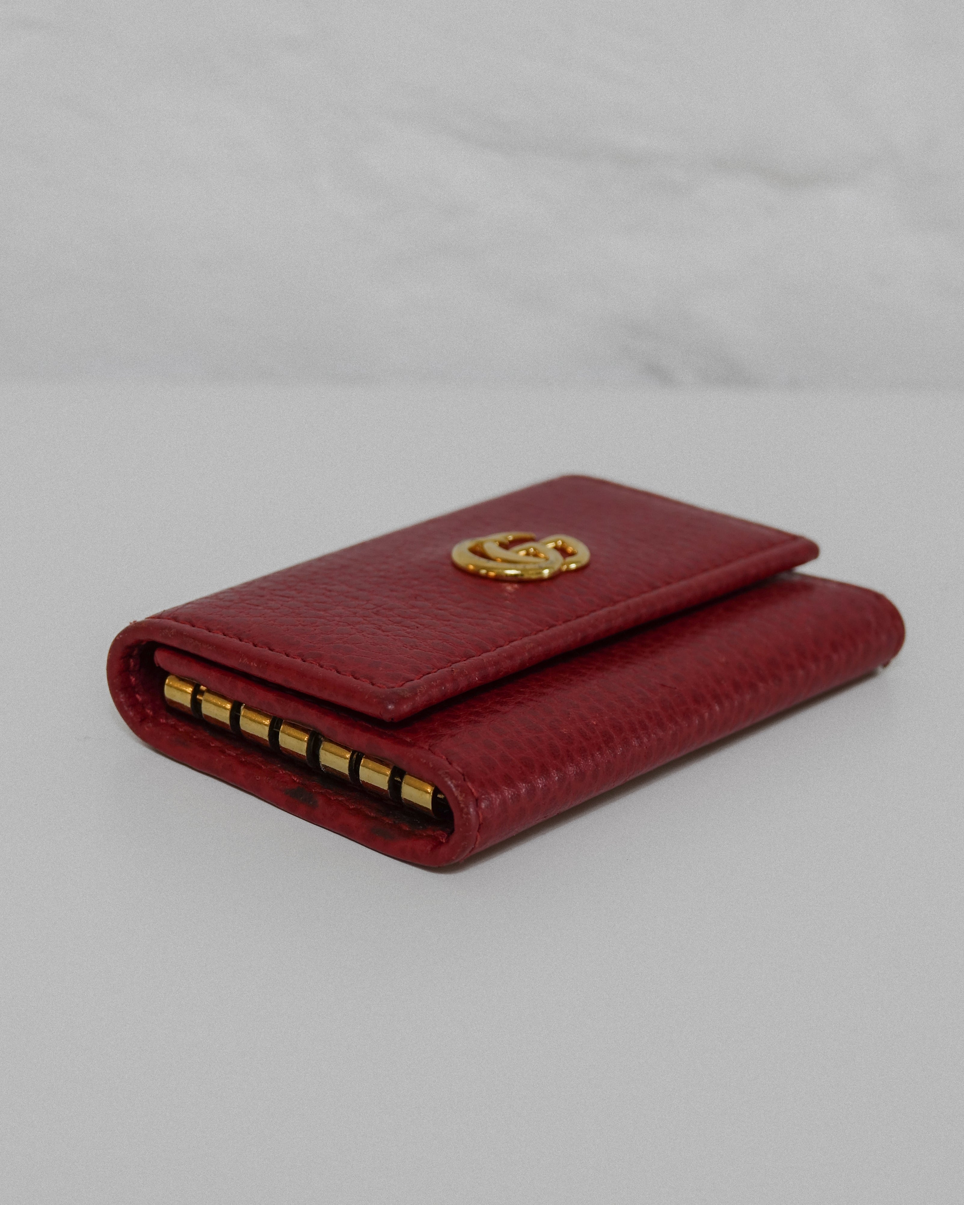 Gucci Porte clés (6) cuir rouge gold Lola collective