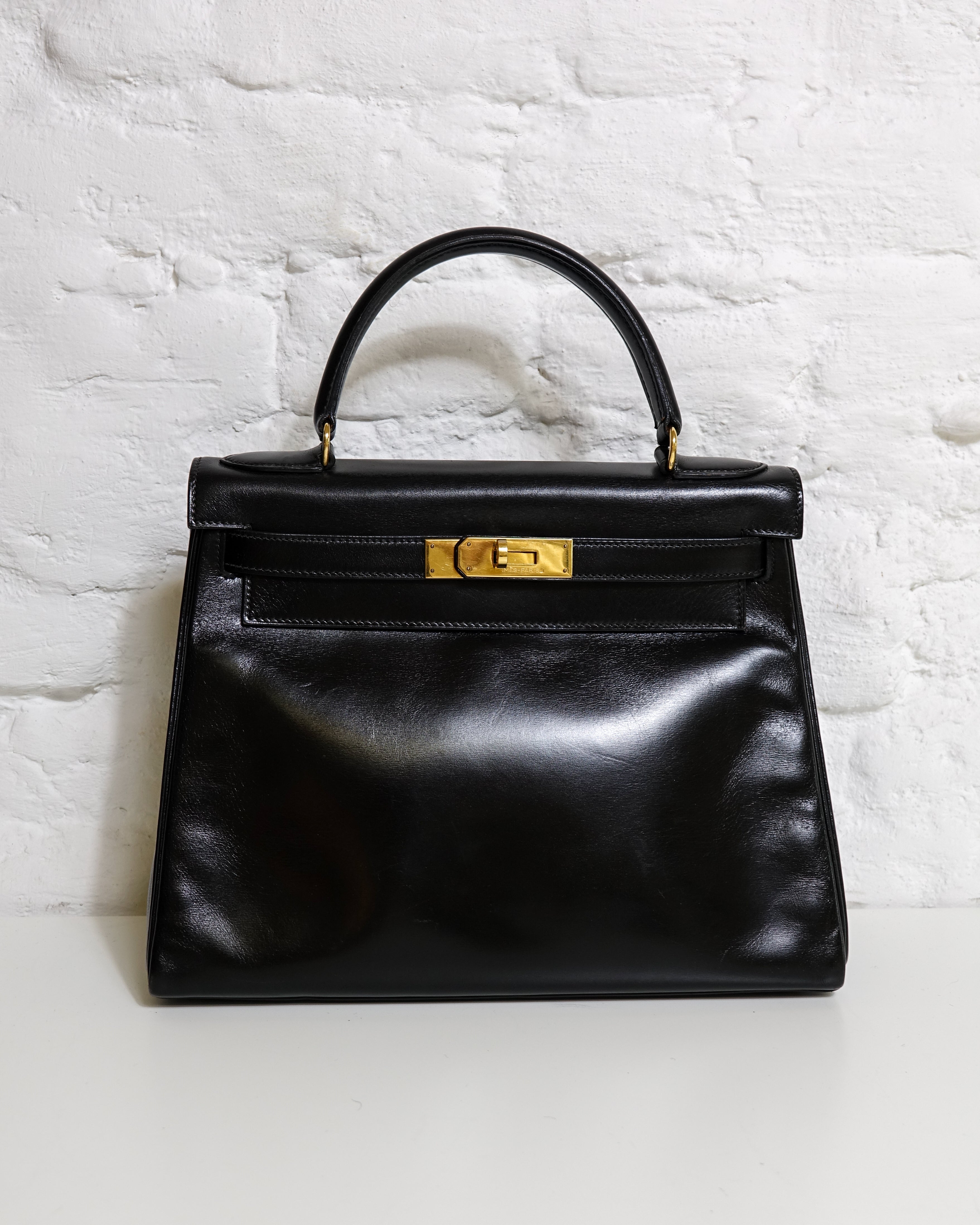 Hermès Kelly 28 Noir box Lola Collective
