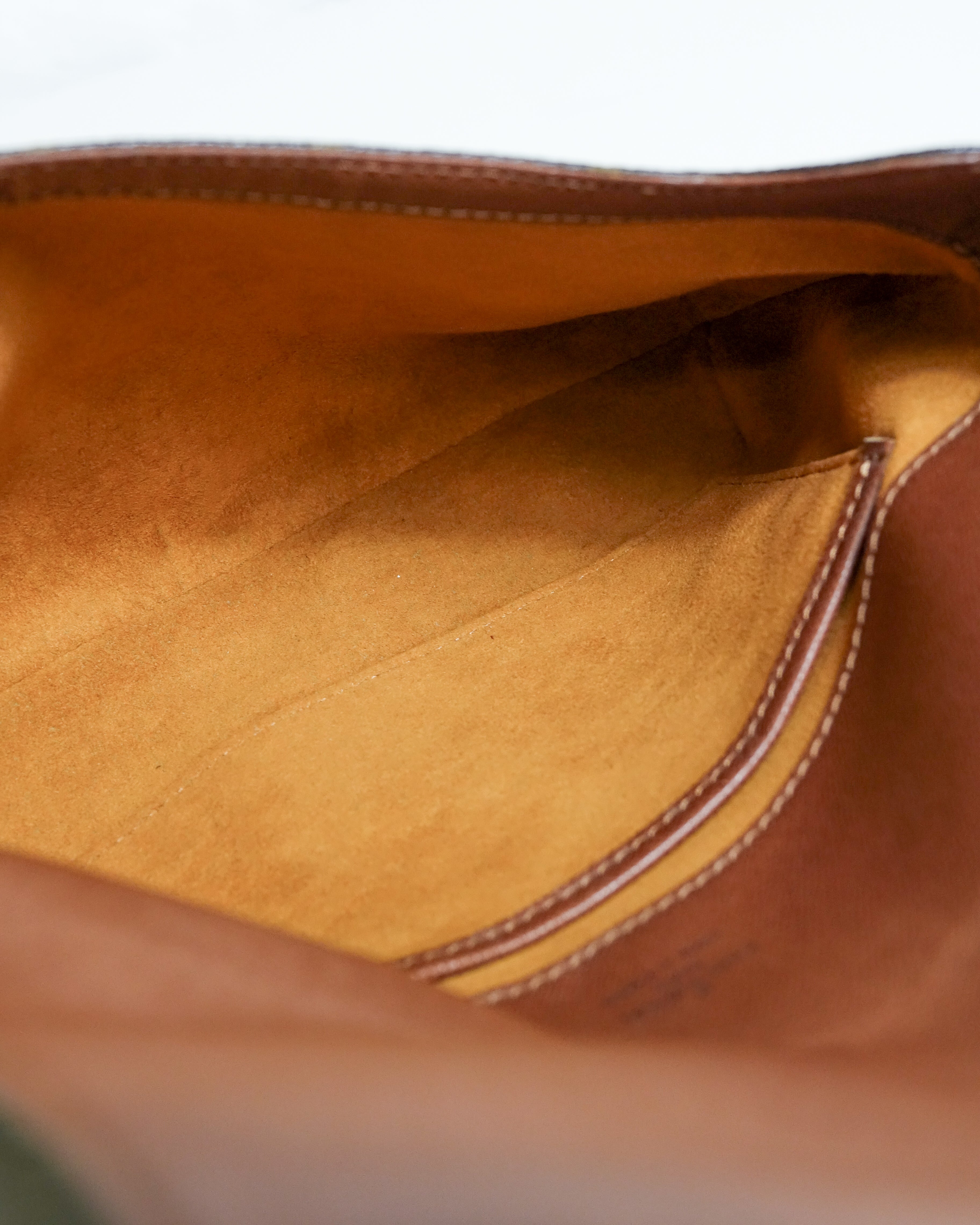 Louis Vuitton Sac monogram épaule Lola collective