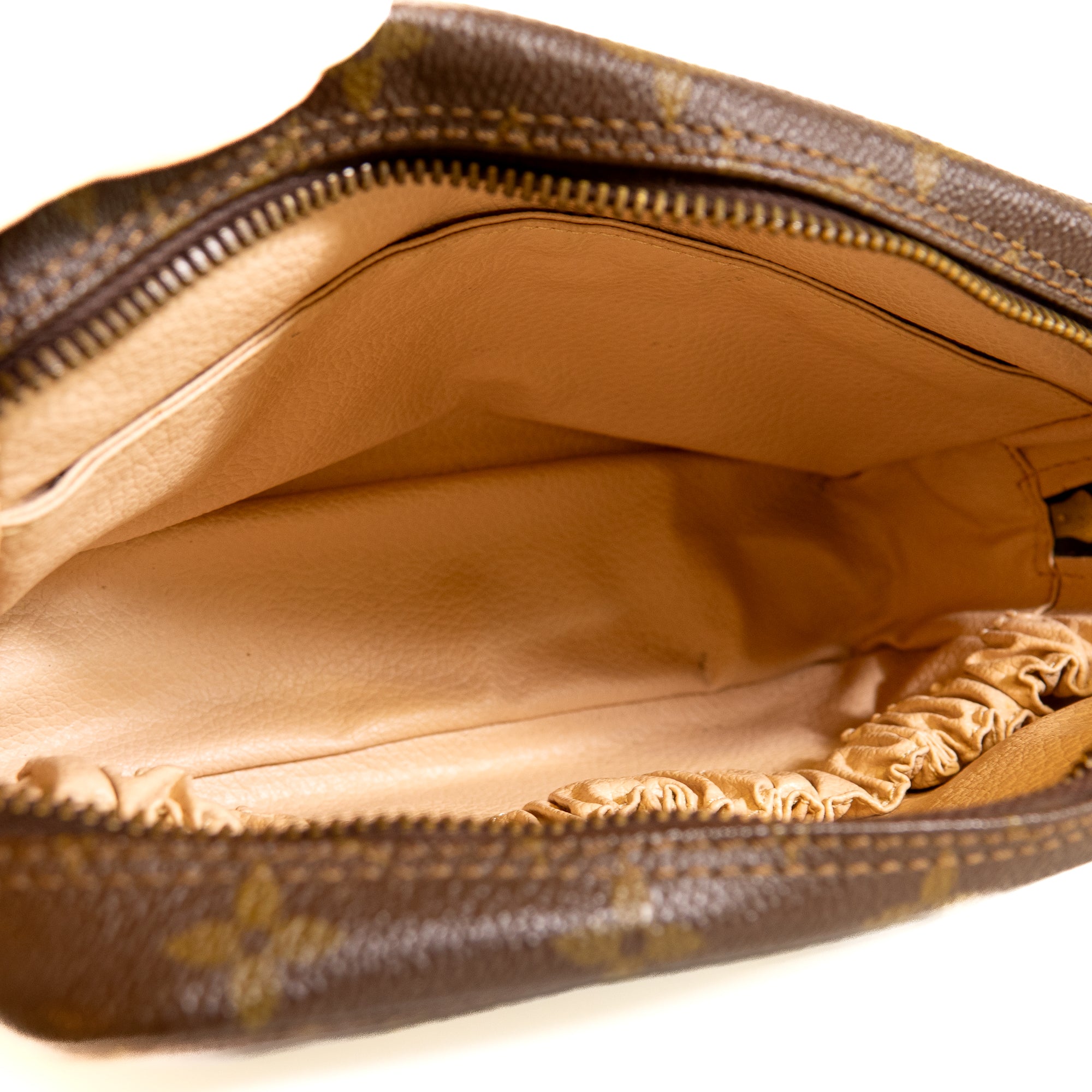 Louis Vuitton Trousse Toilette 23 Monogram Lola Collective