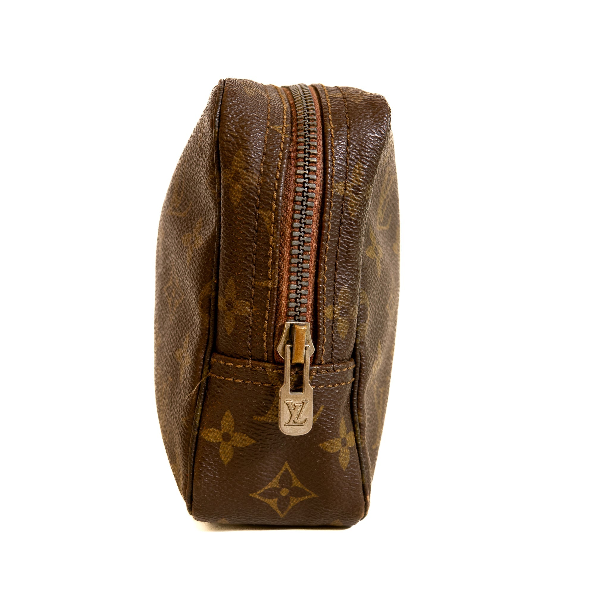 Louis Vuitton Trousse de toilette 23 monogram Lola Collective