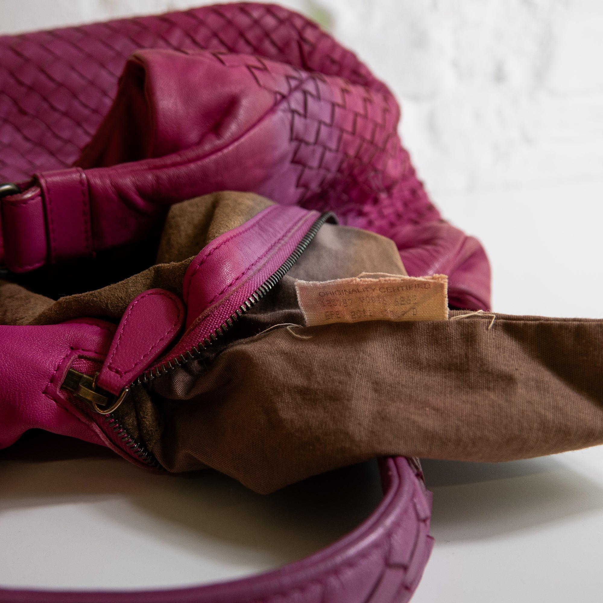 Bottega Veneta Intrecciato hobo rose Lola Collective
